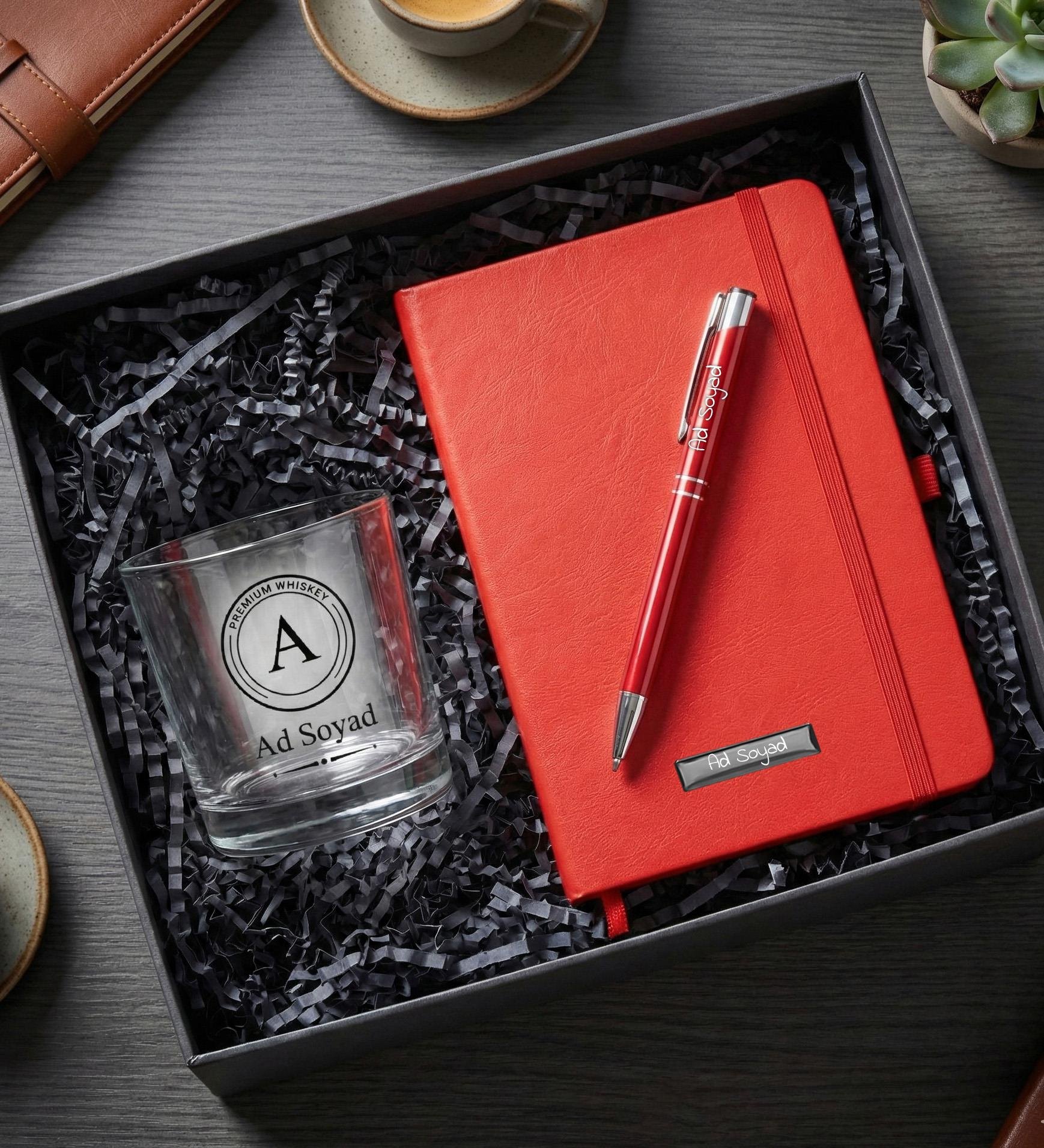 Kişiye Özel Cam Viski Bardağı & Kişiye Özel Defter & Kişiye Özel Kalem Hediye Seti