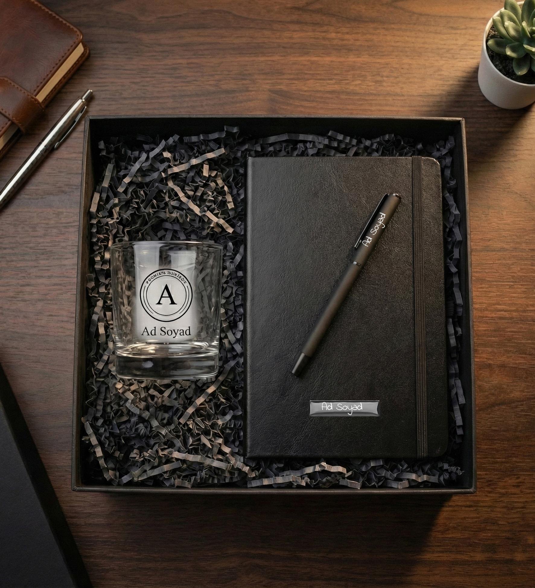 Kişiye Özel Cam Viski Bardağı & Kişiye Özel Defter & Kişiye Özel Kalem Hediye Seti