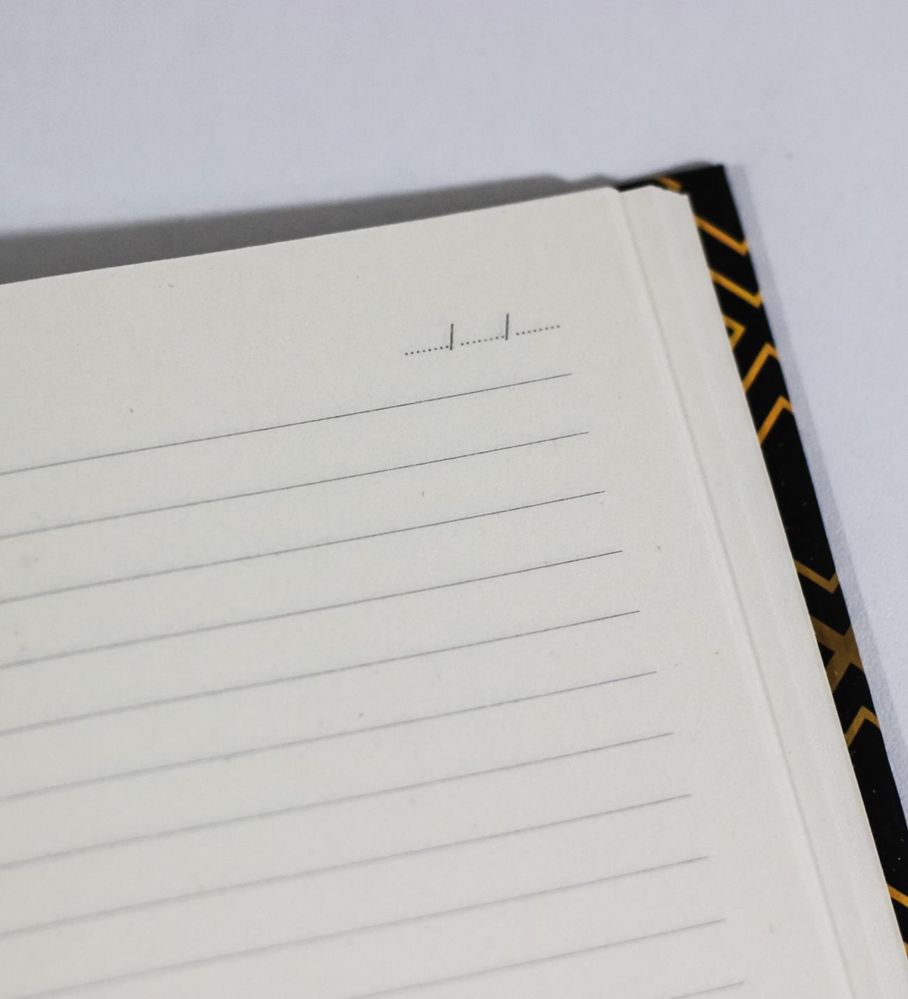 Kişiye Özel Gold Kareli Motifli Kapaklı Çizgili Defter, Not Defteri