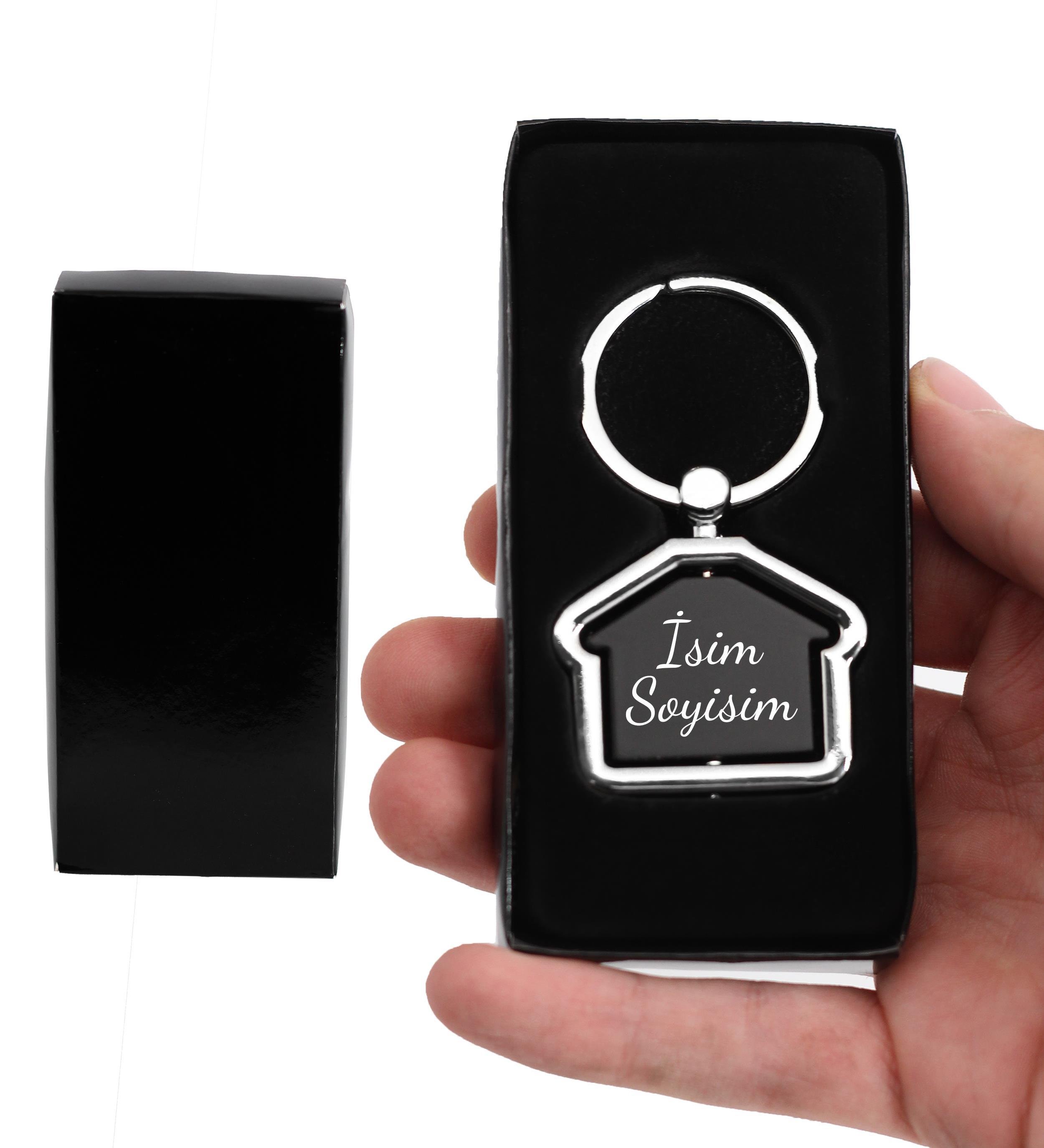 Kişiye Özel İsimli Gümüş Renk Ev Model Kutulu Hediyelik Anahtarlık