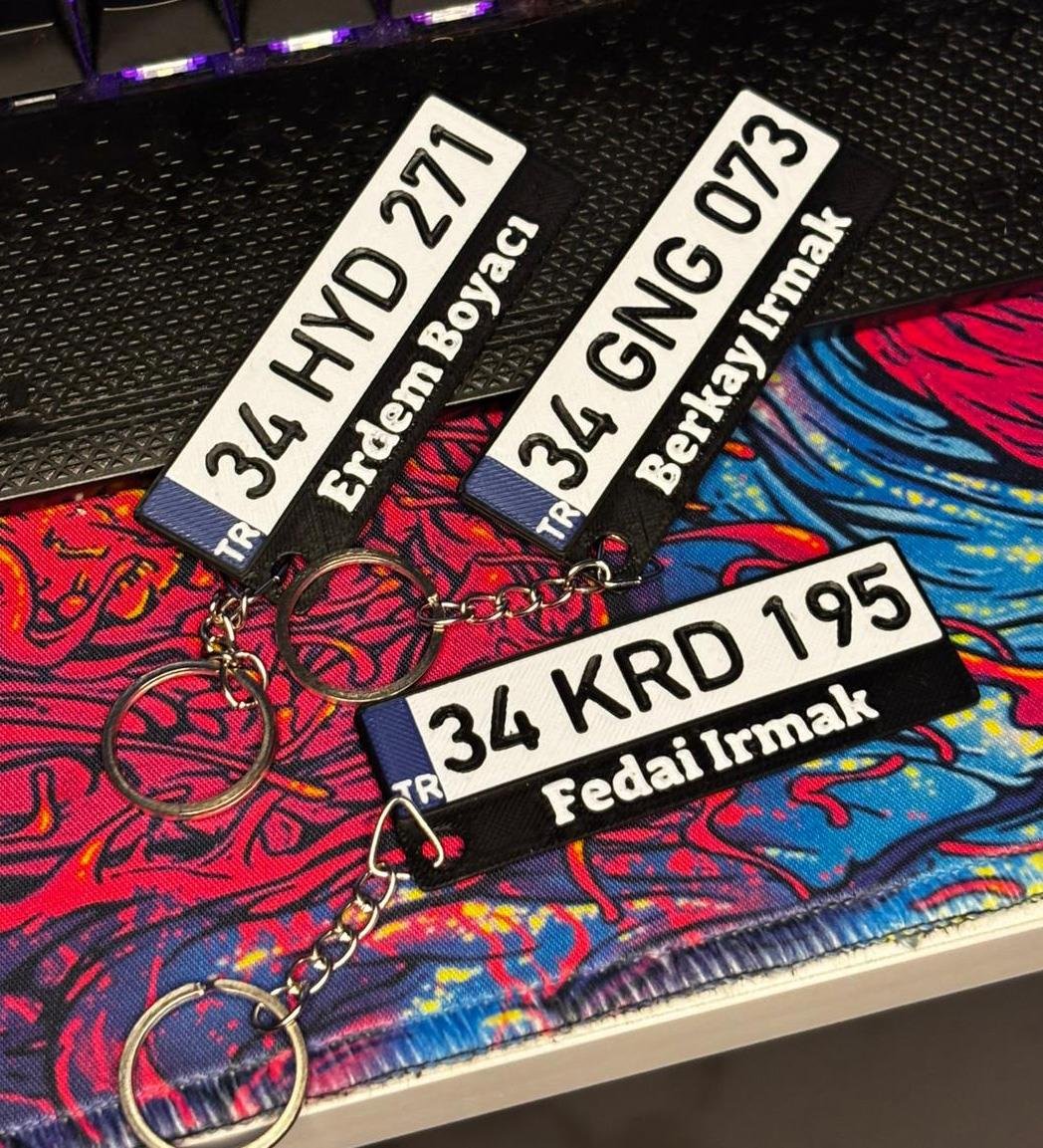 Kişiye Özel Plaka Anahtarlık 8x3cm - Mesaj ve Plaka Baskılı Oto Anahtarlık - 3D Araba Plakası Anahtarlık