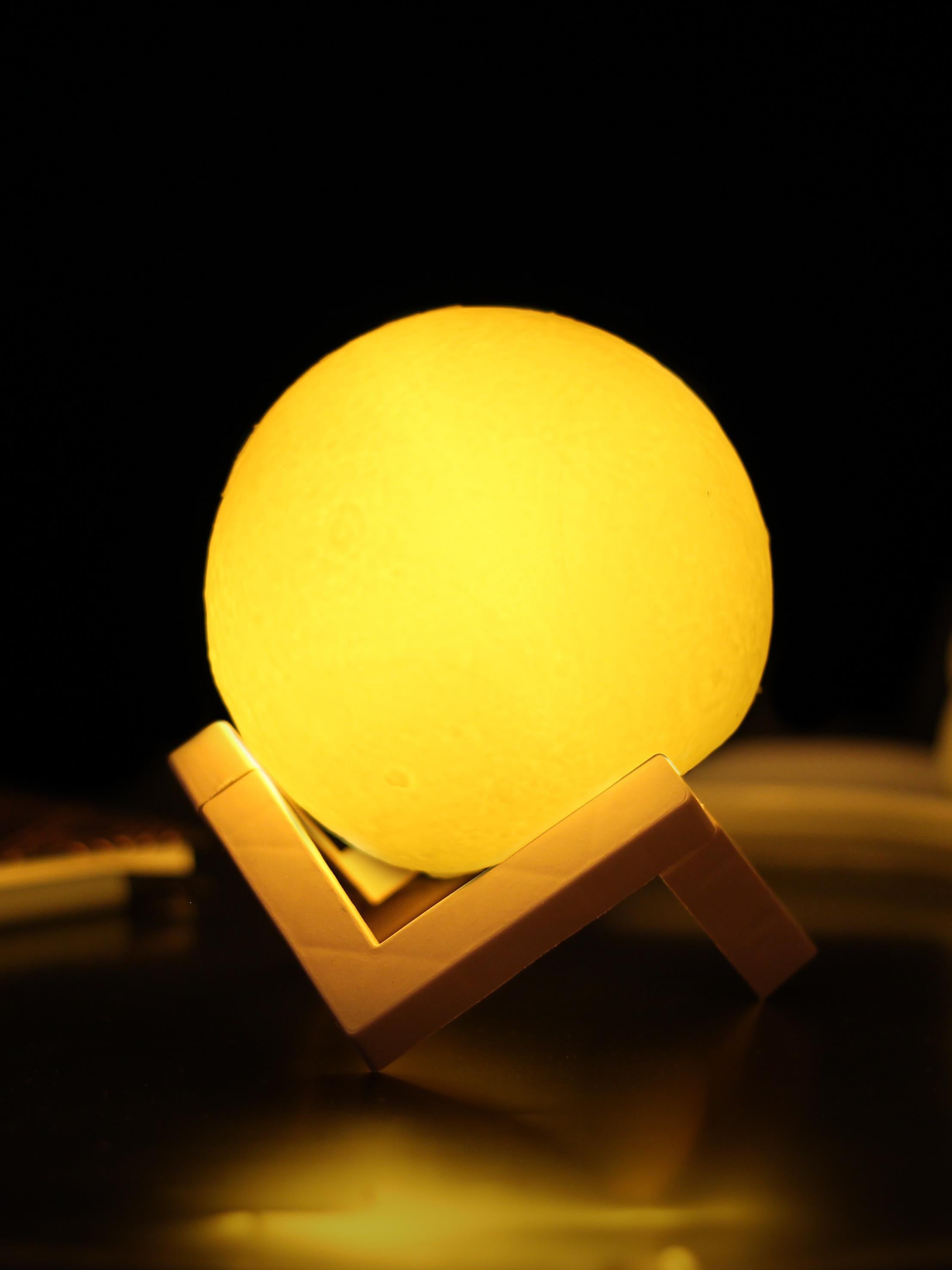 Kişiye Özel Seni Seviyorum Baskılı 3D Ay Gece Lambası Dekoratif Stand Hediyeli