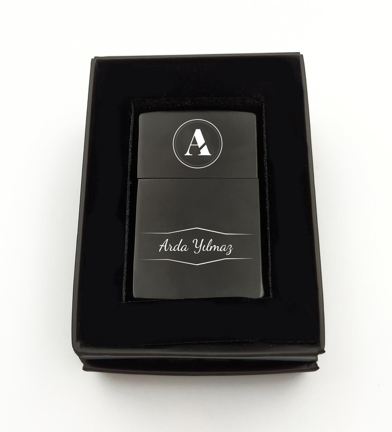 Kişiye Özel Zippo Tarzı Çakmak & Metal Tabaka Hediye Seti