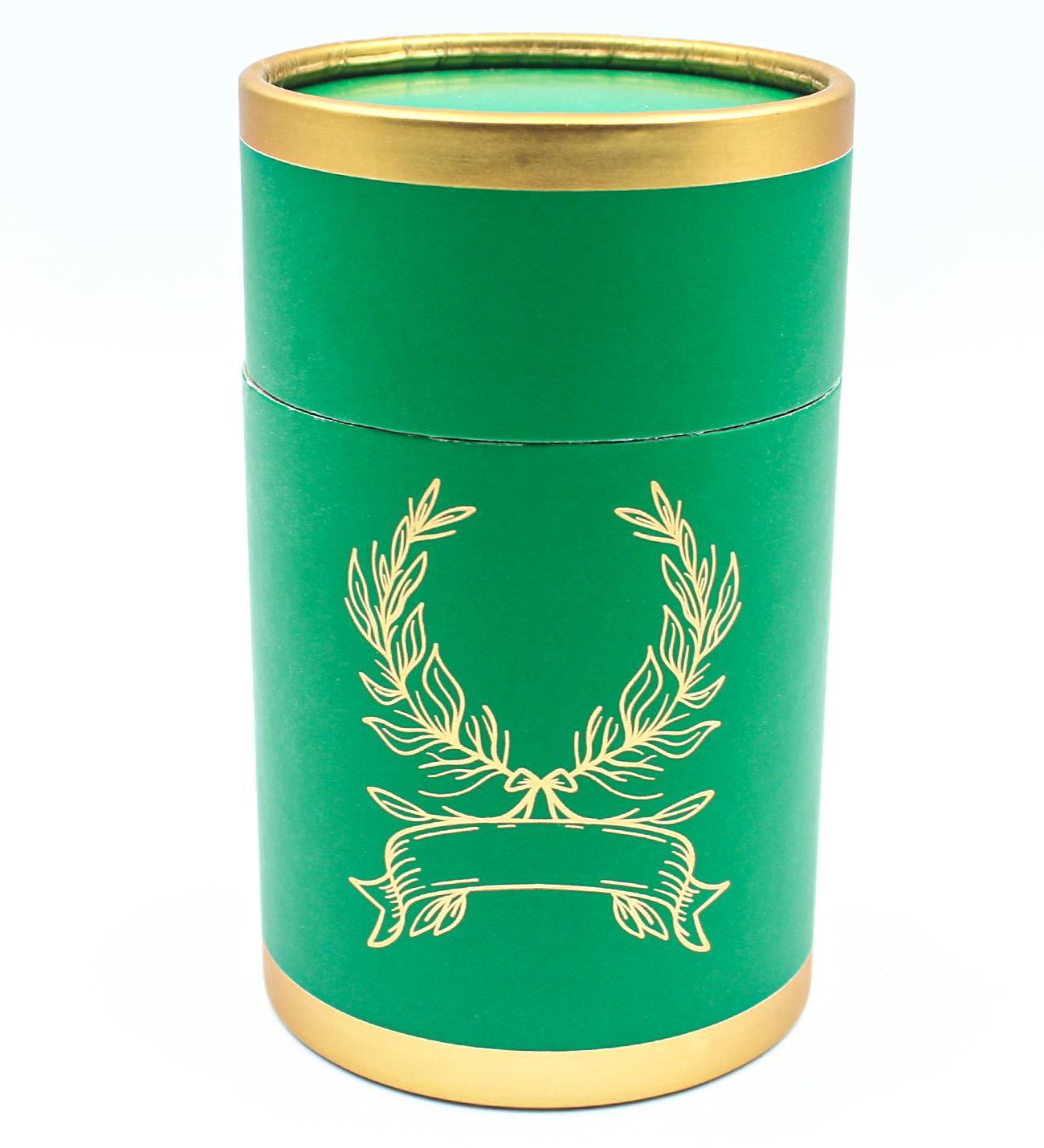 Özel Silindir Kutusunda Hediyelik Yeşil Tafta Seccade ve İnci Tespih Seti