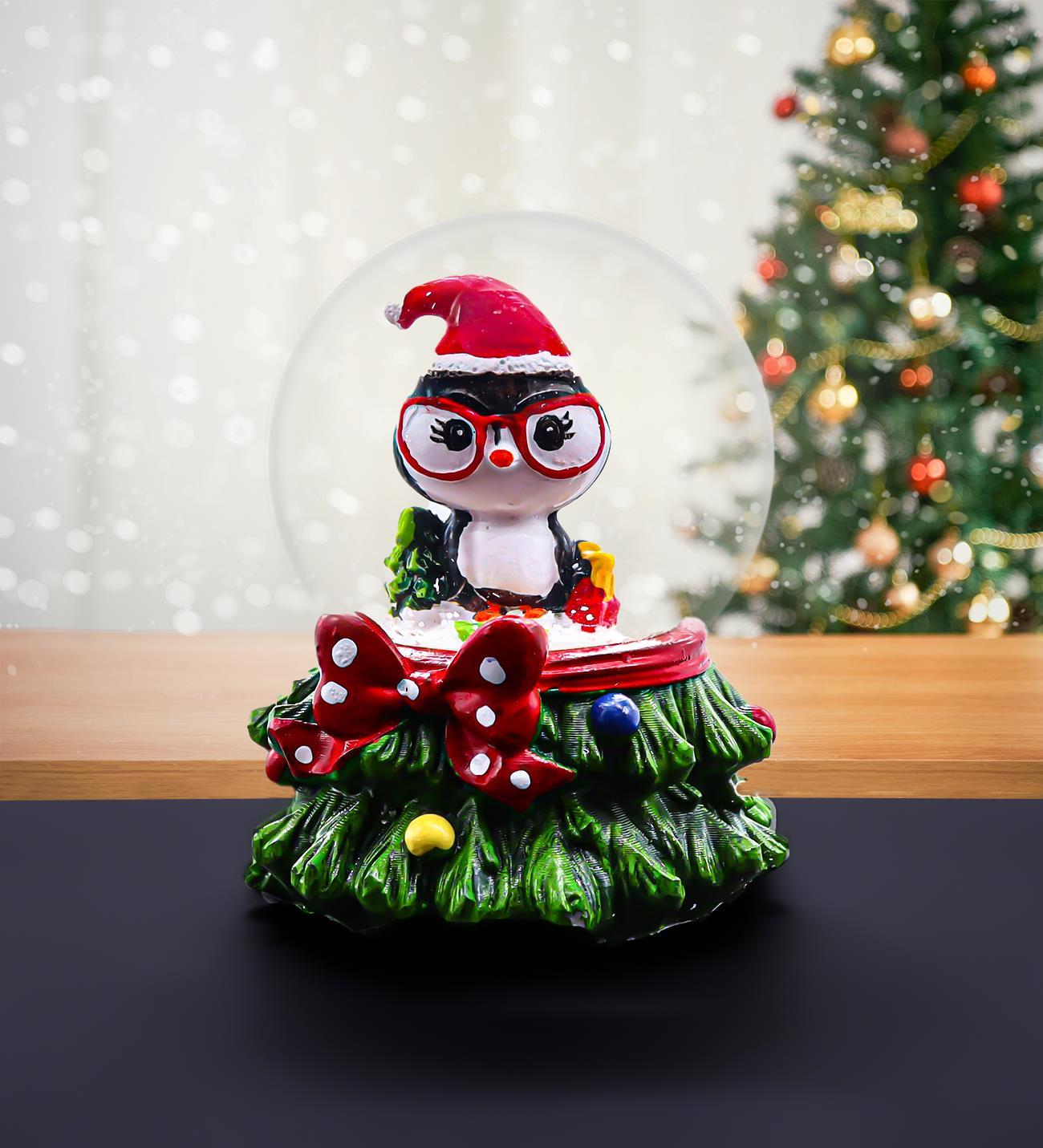 Penguen Figürlü Yılbaşı Temalı Mini Kar Küresi