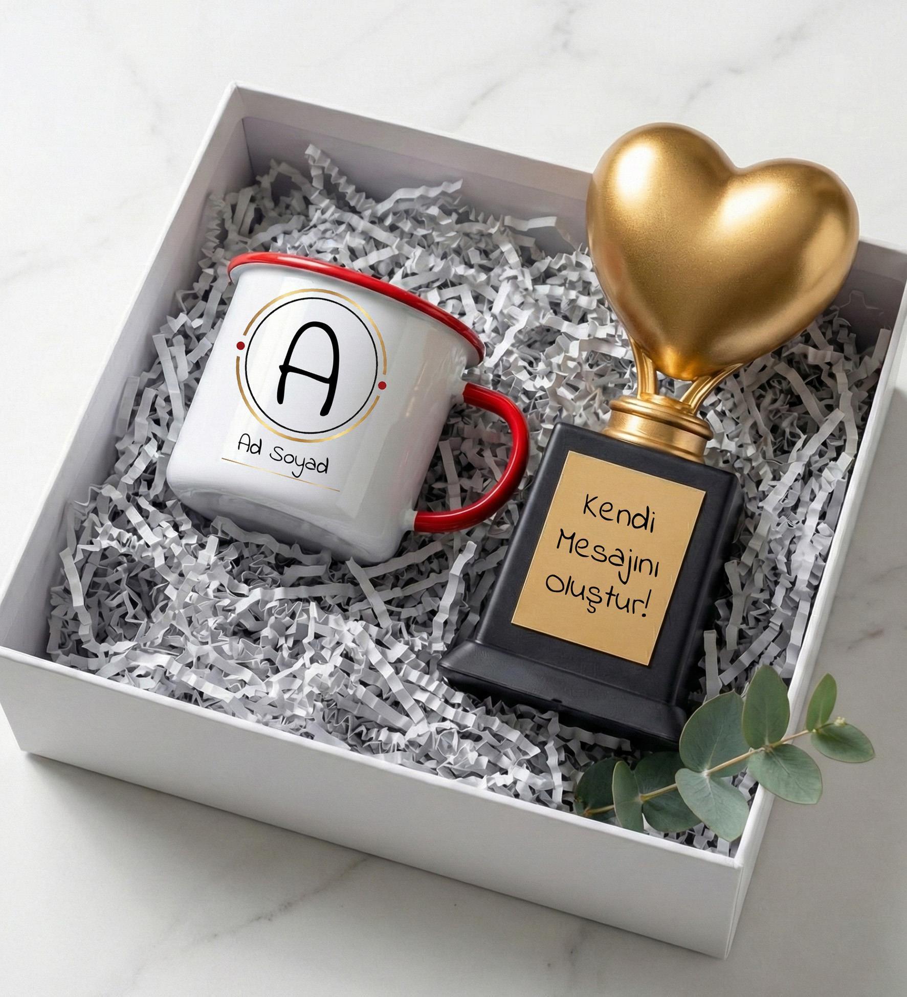 Sevgiliye Özel Kalpli Ödül Kupası & Kişiye Özel Enamel Kupa Hediye Seti Sevgiliye Hediye