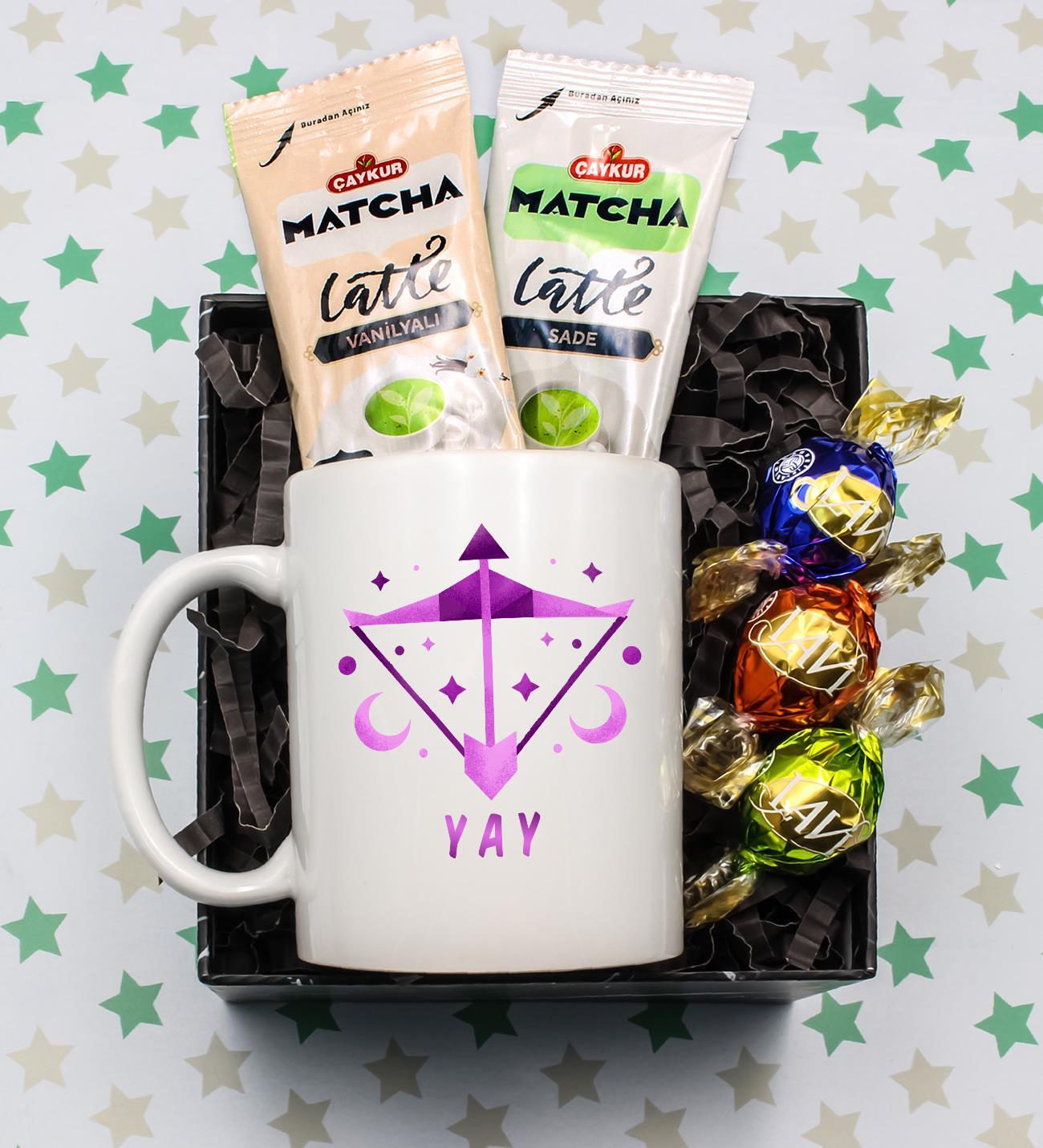 Yay Burcu Tasarım Kupa & 3'lü Lavi Çikolata & 2'li Çaykur Matcha Detokslu Latte Hediye Seti