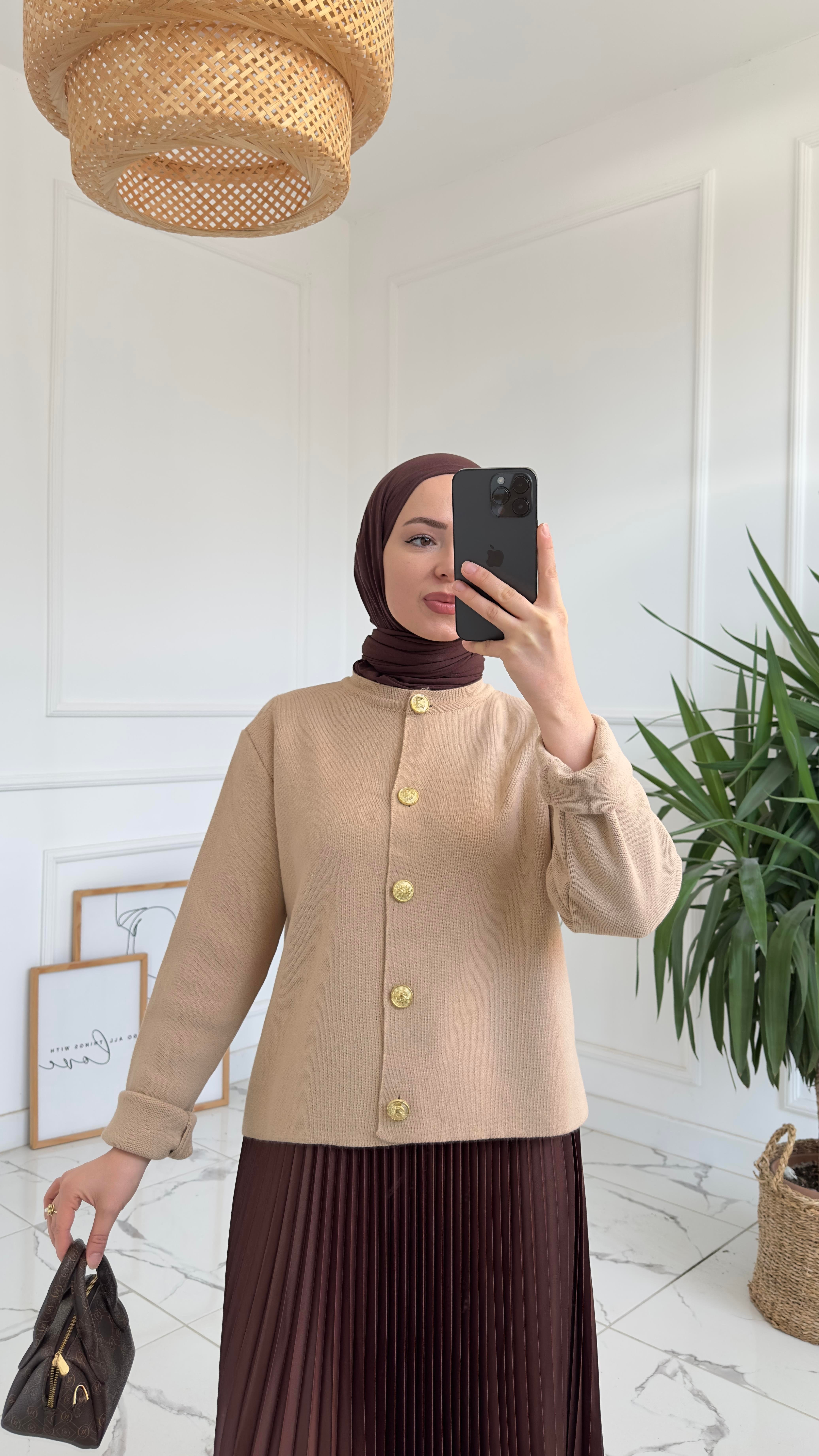 Abiga Zara Model Düz Bej Kısa Triko Hırka