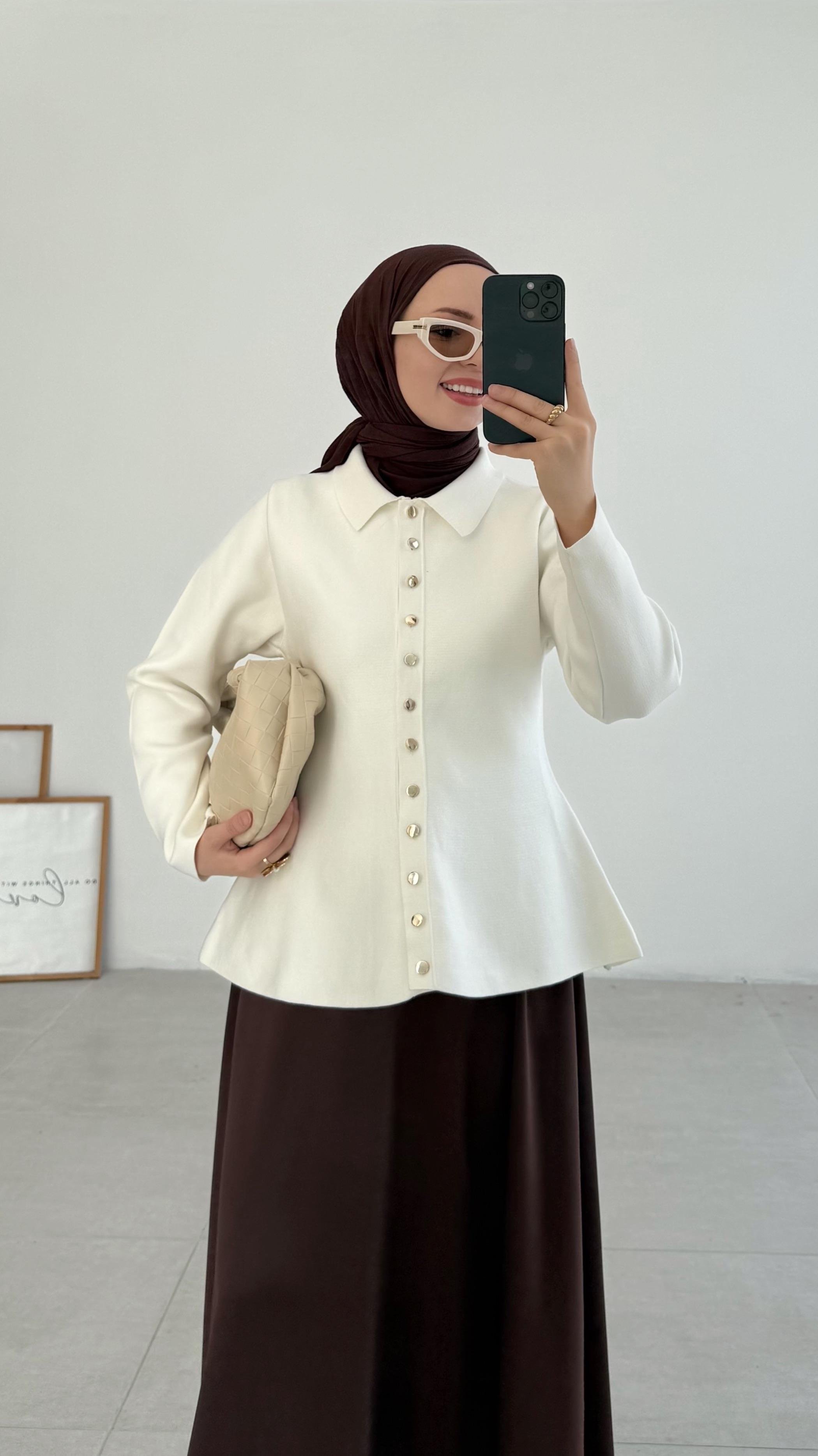 Açelna Yakalı Merserize Beyaz Hırka 