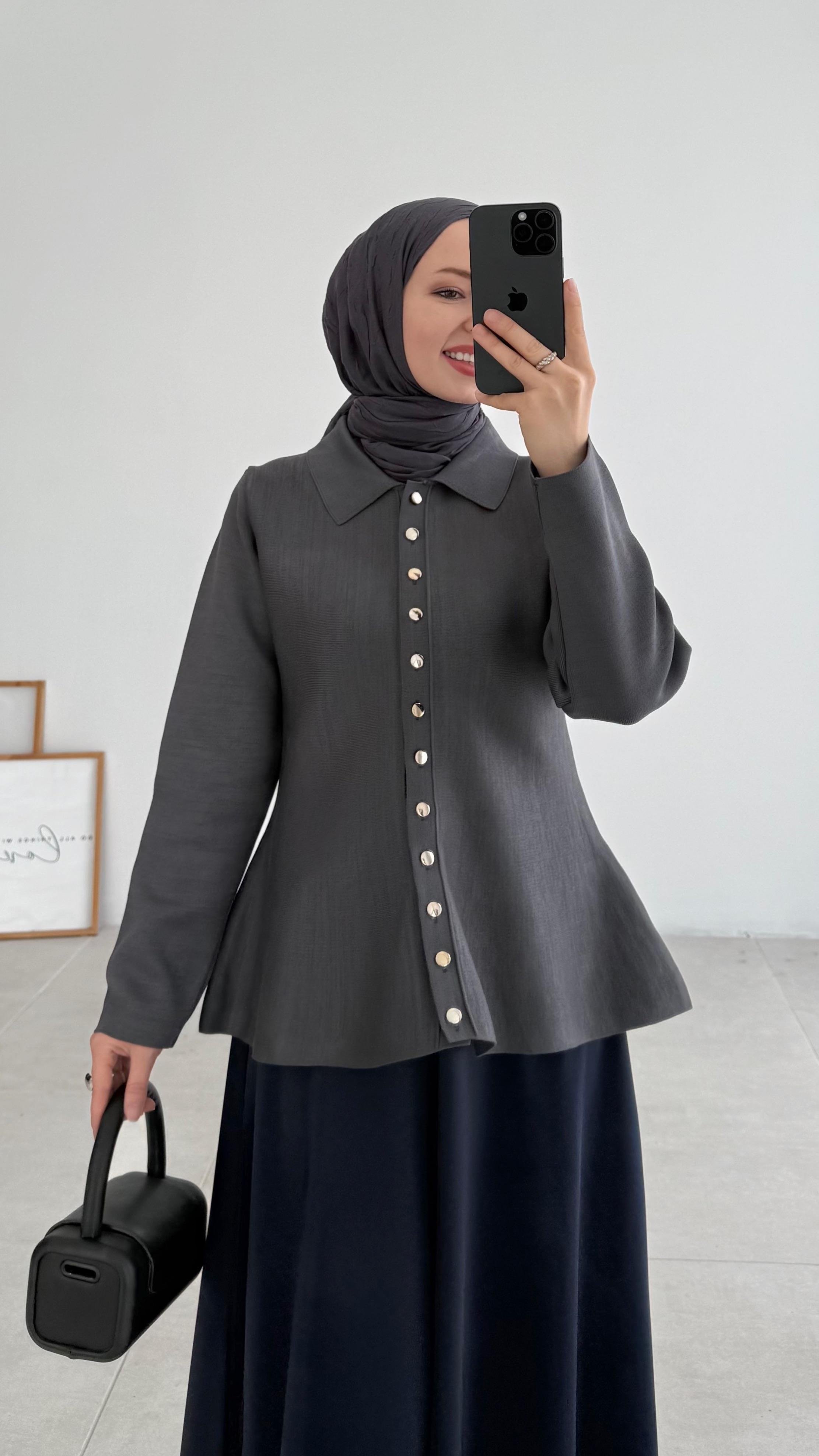 Açelna Yakalı Merserize Gri Hırka 