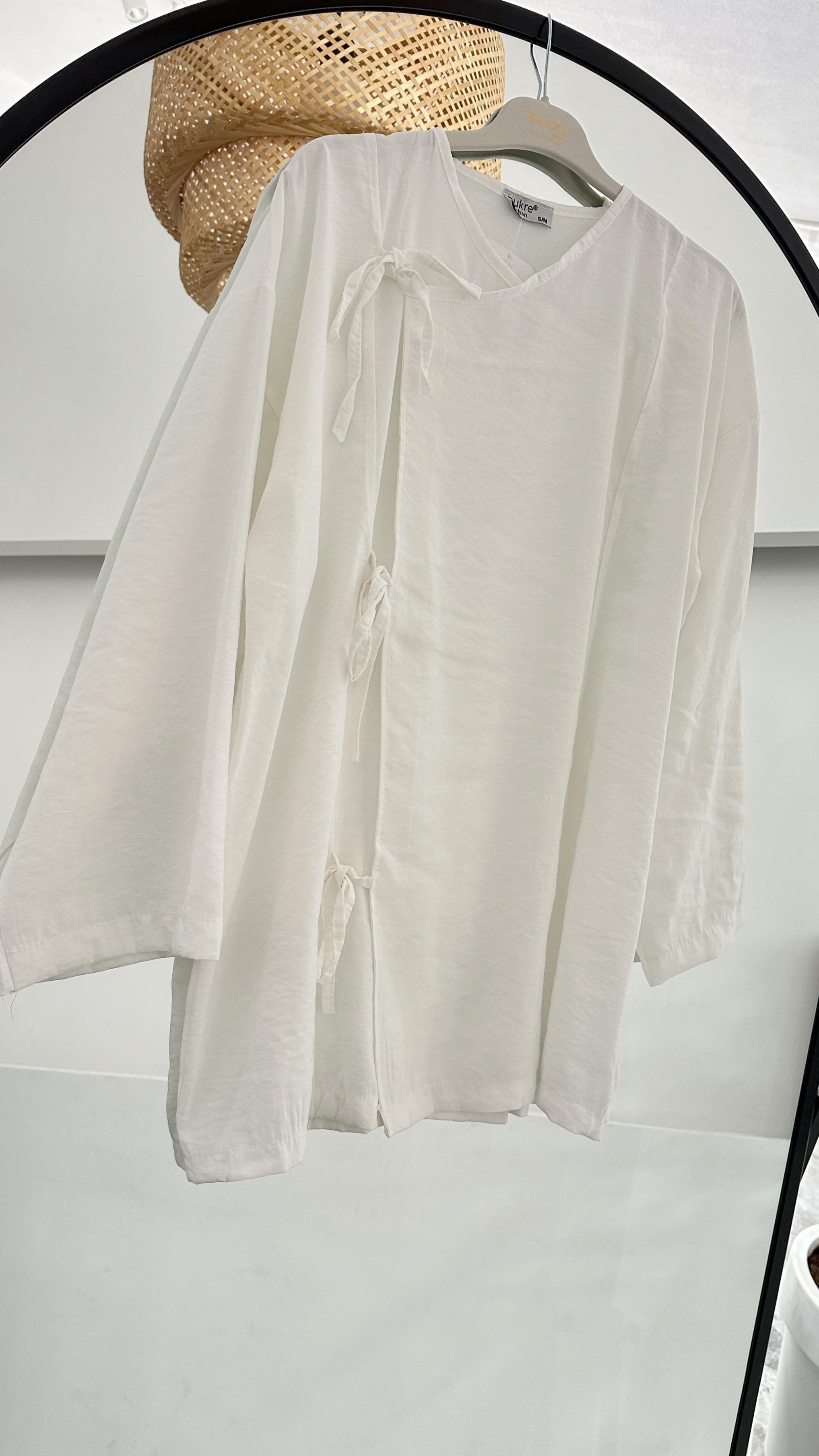 Alins Pinterest Model Beyaz Kimono