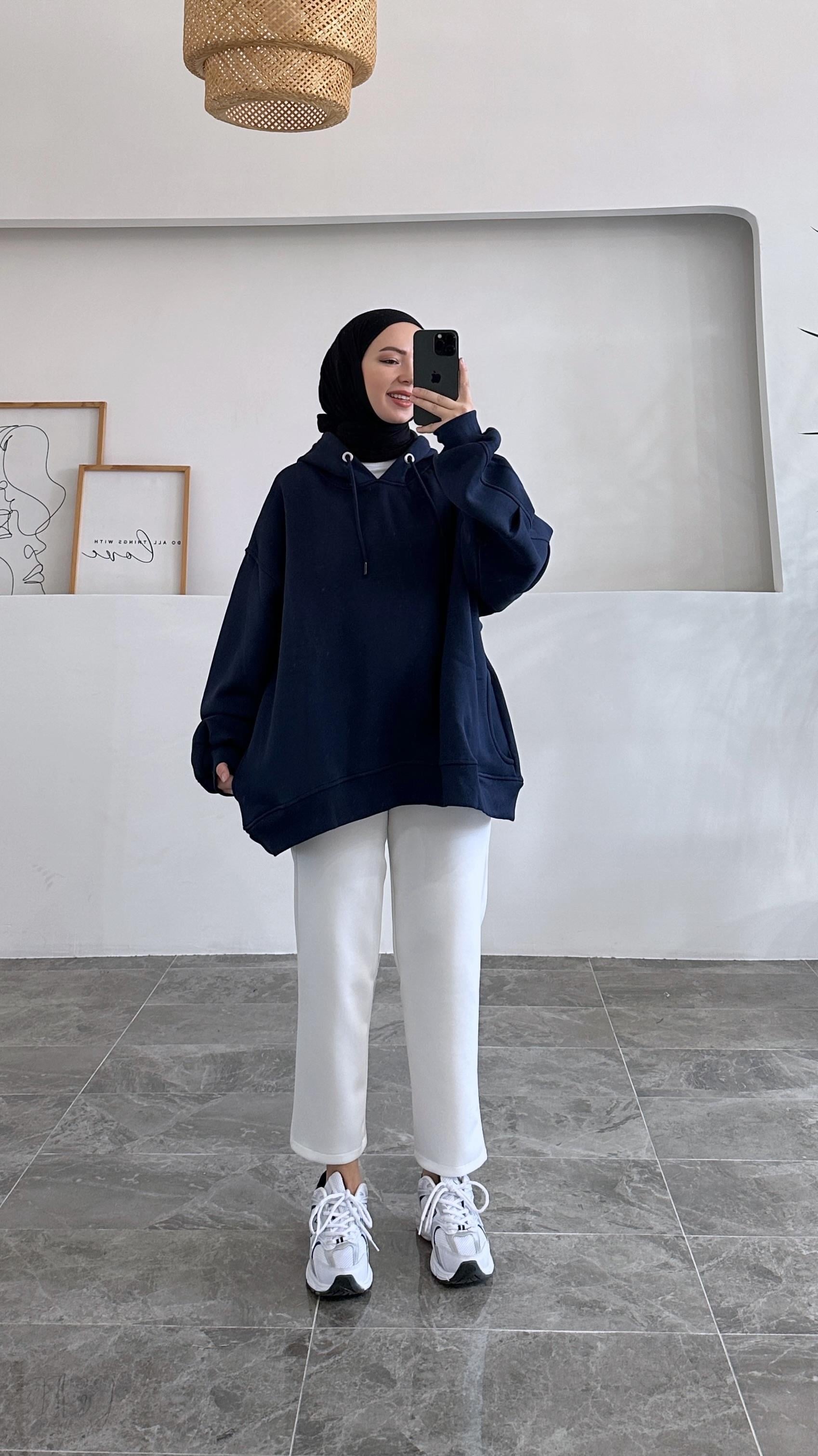 Alvia Kapşonlu Lacivert Sweatshirt