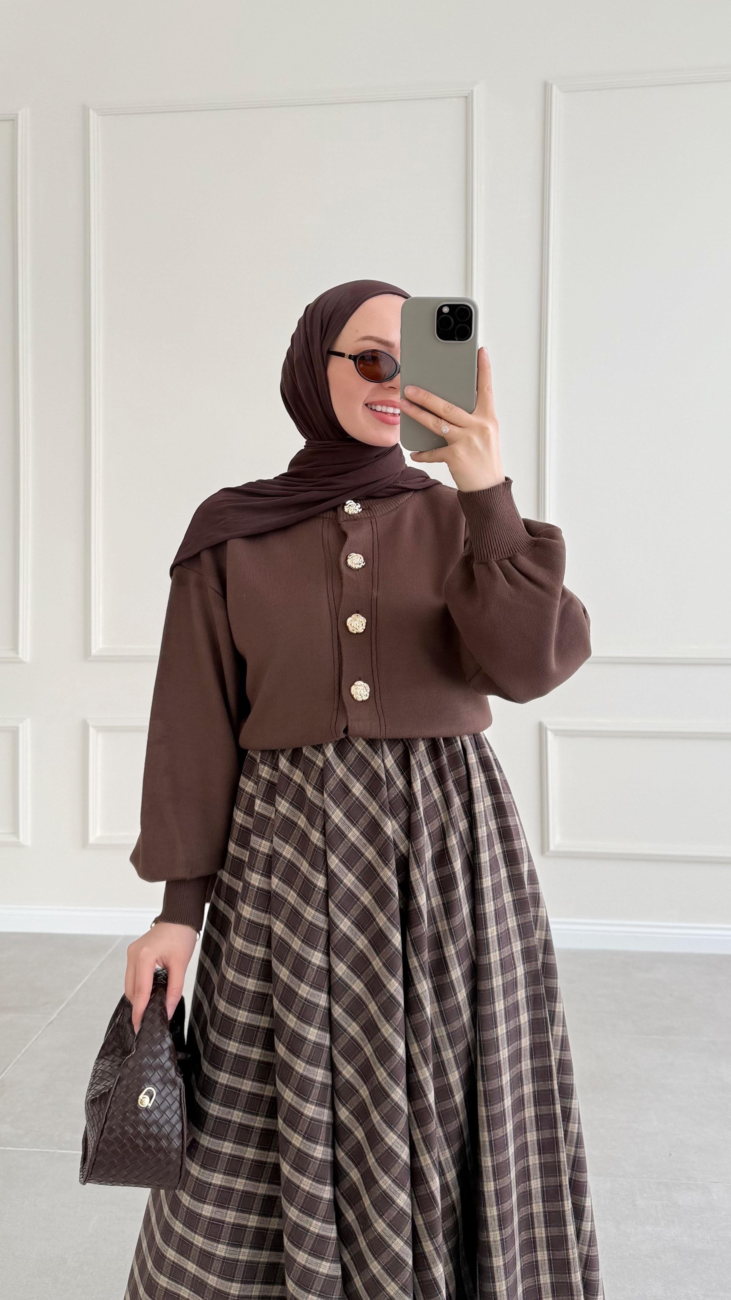 Anyas Kahverengi Triko Hırka