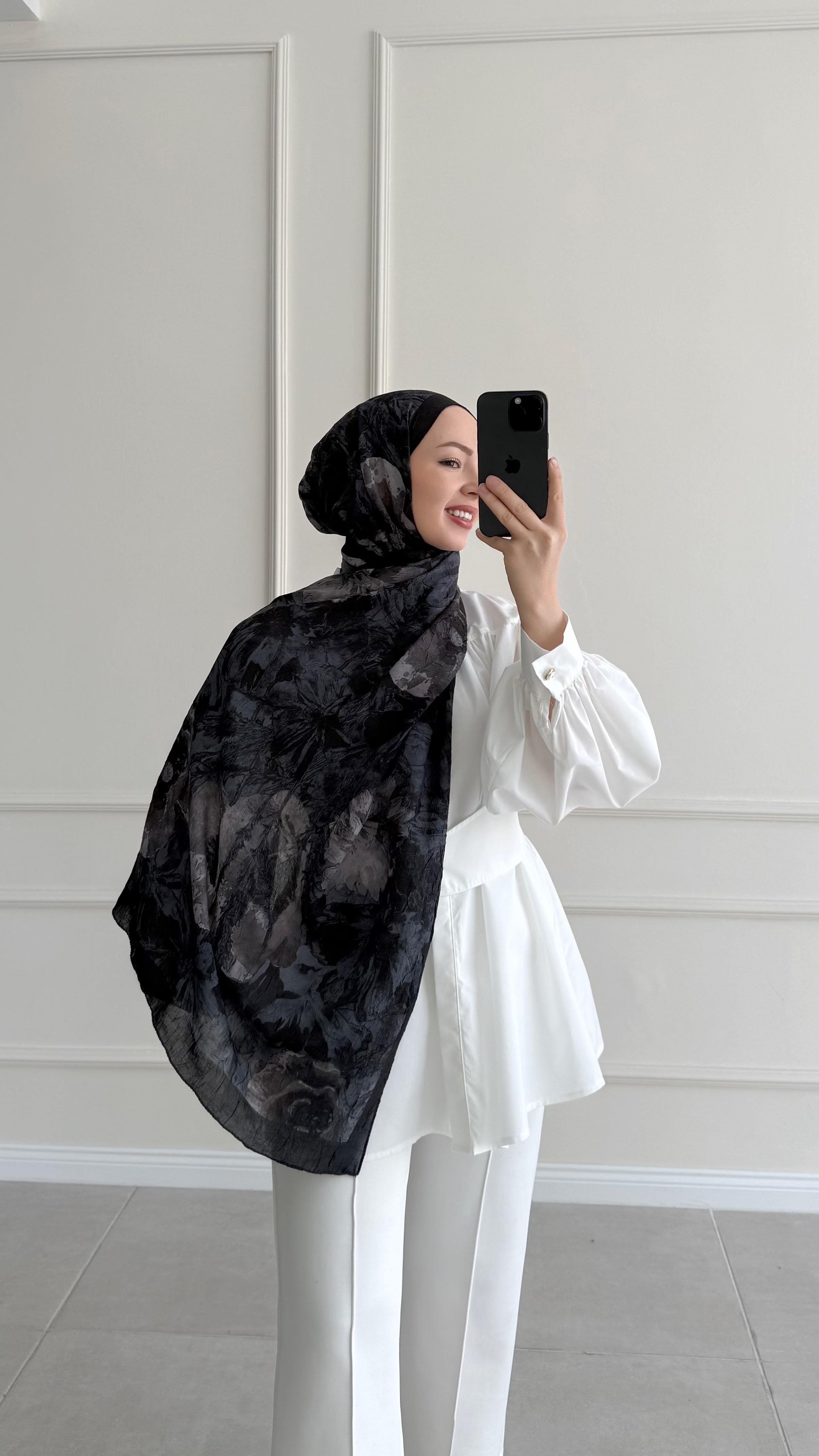 Bambu 10 Lacivert Şal 