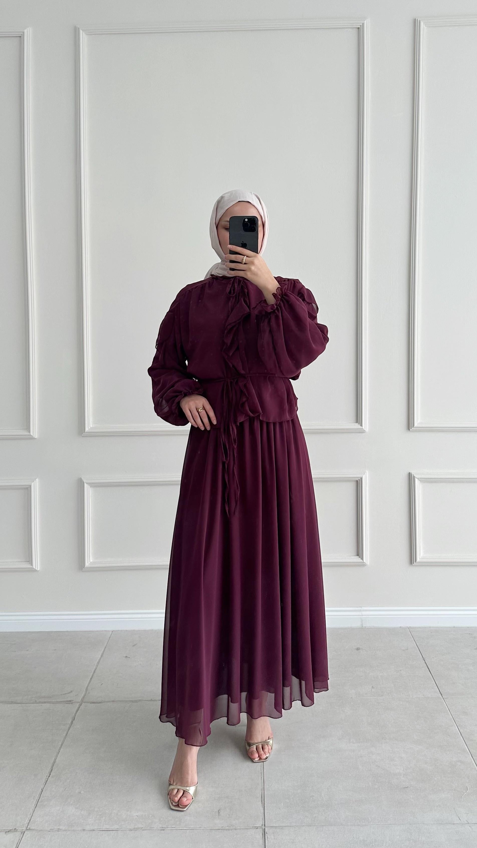 Colloni Şifon Volanlı Bordo Takım