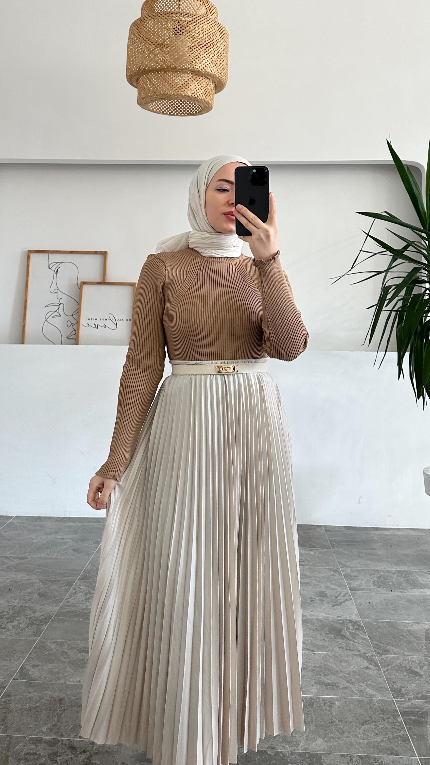 Diana Taş Piliseli Etek