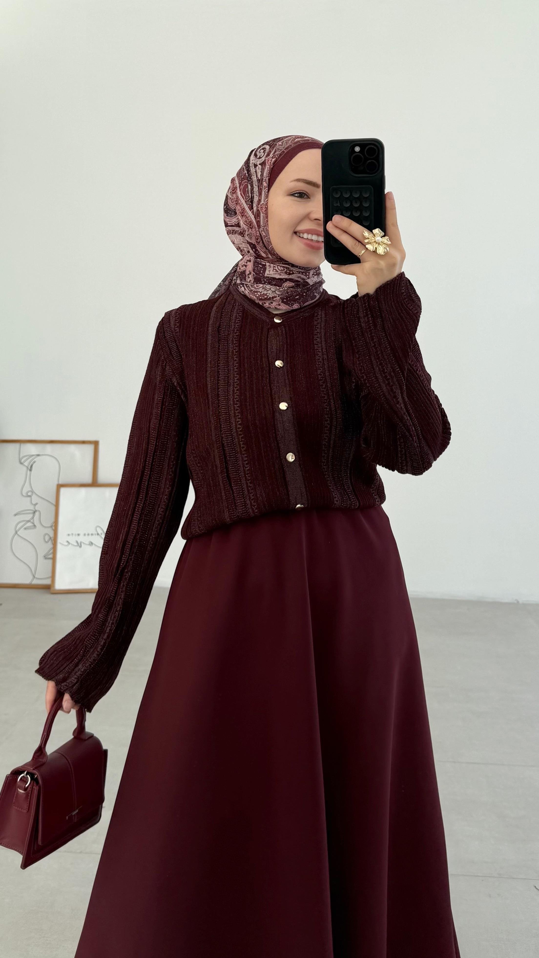 Falin Simli Bordo Hırka