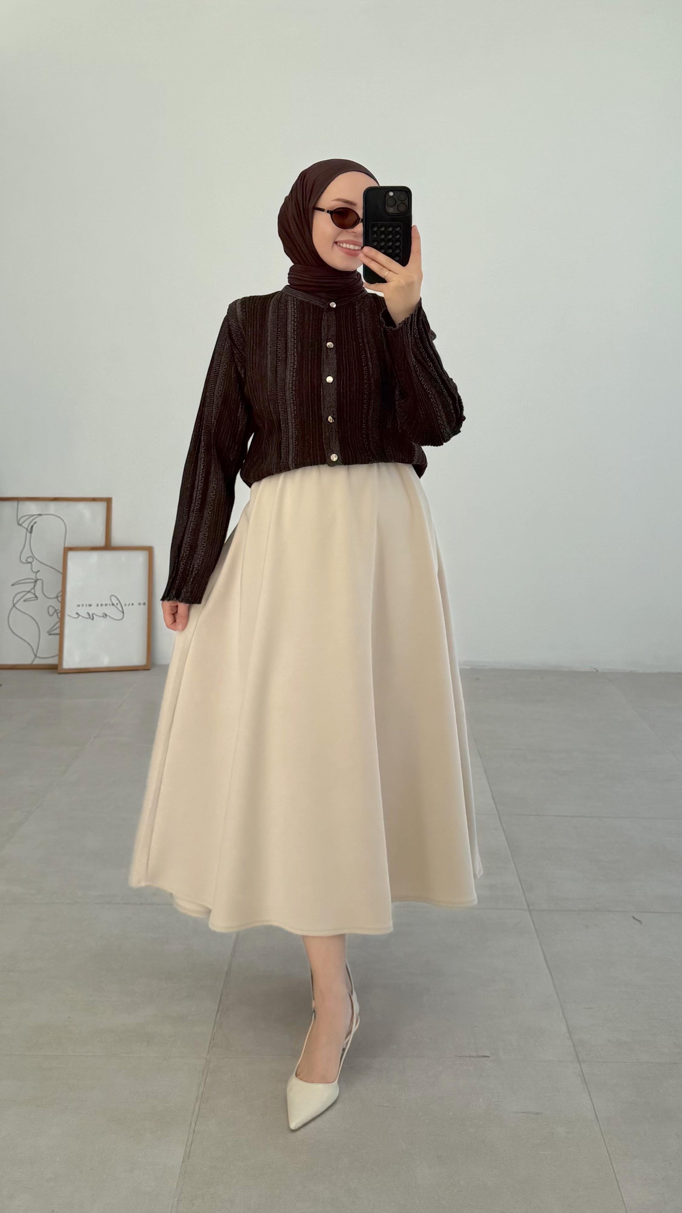 Falin Simli Kahverengi Hırka