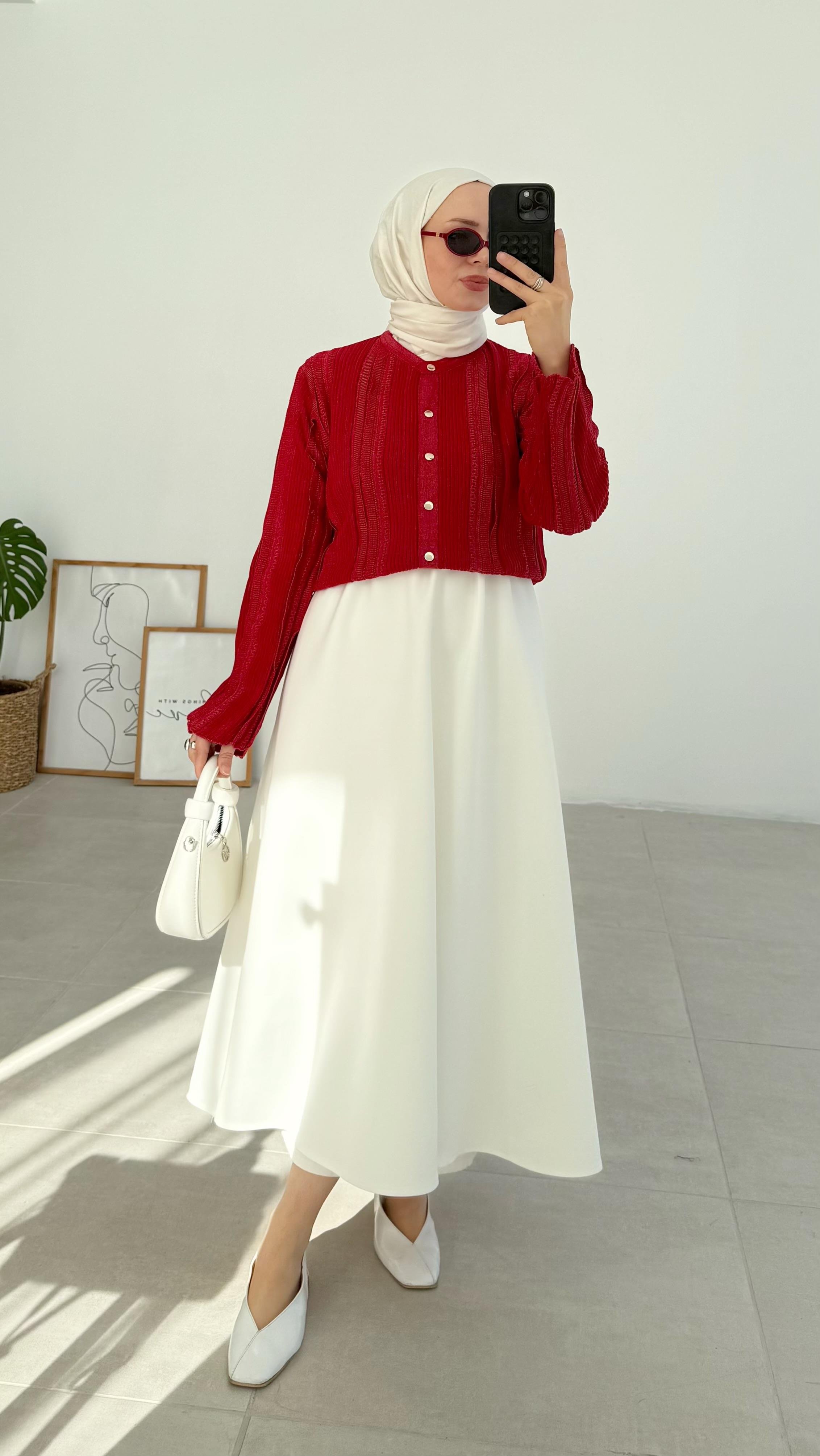 Falin Simli Kırmızı Hırka