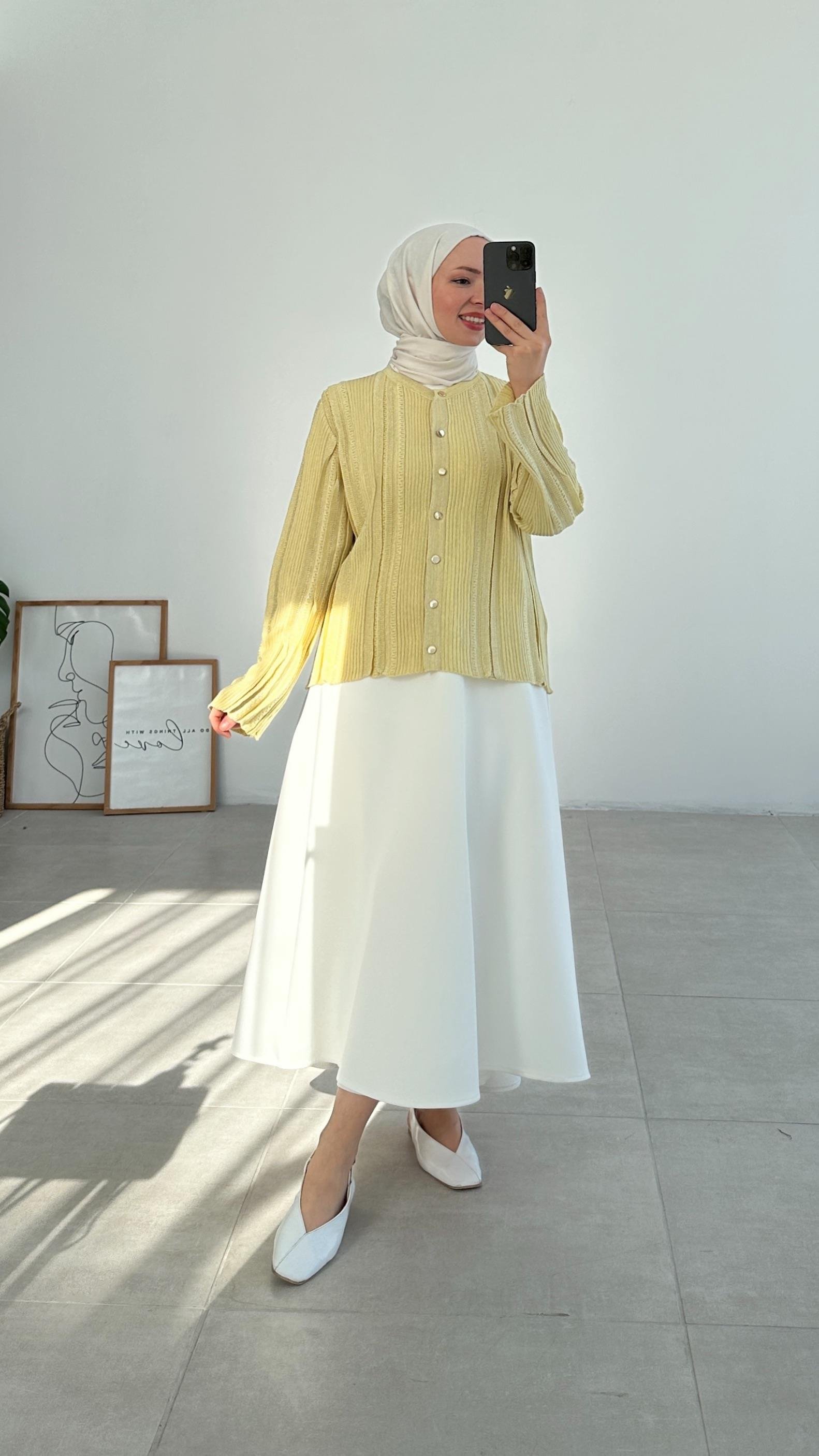 Falin Simli Sarı Hırka