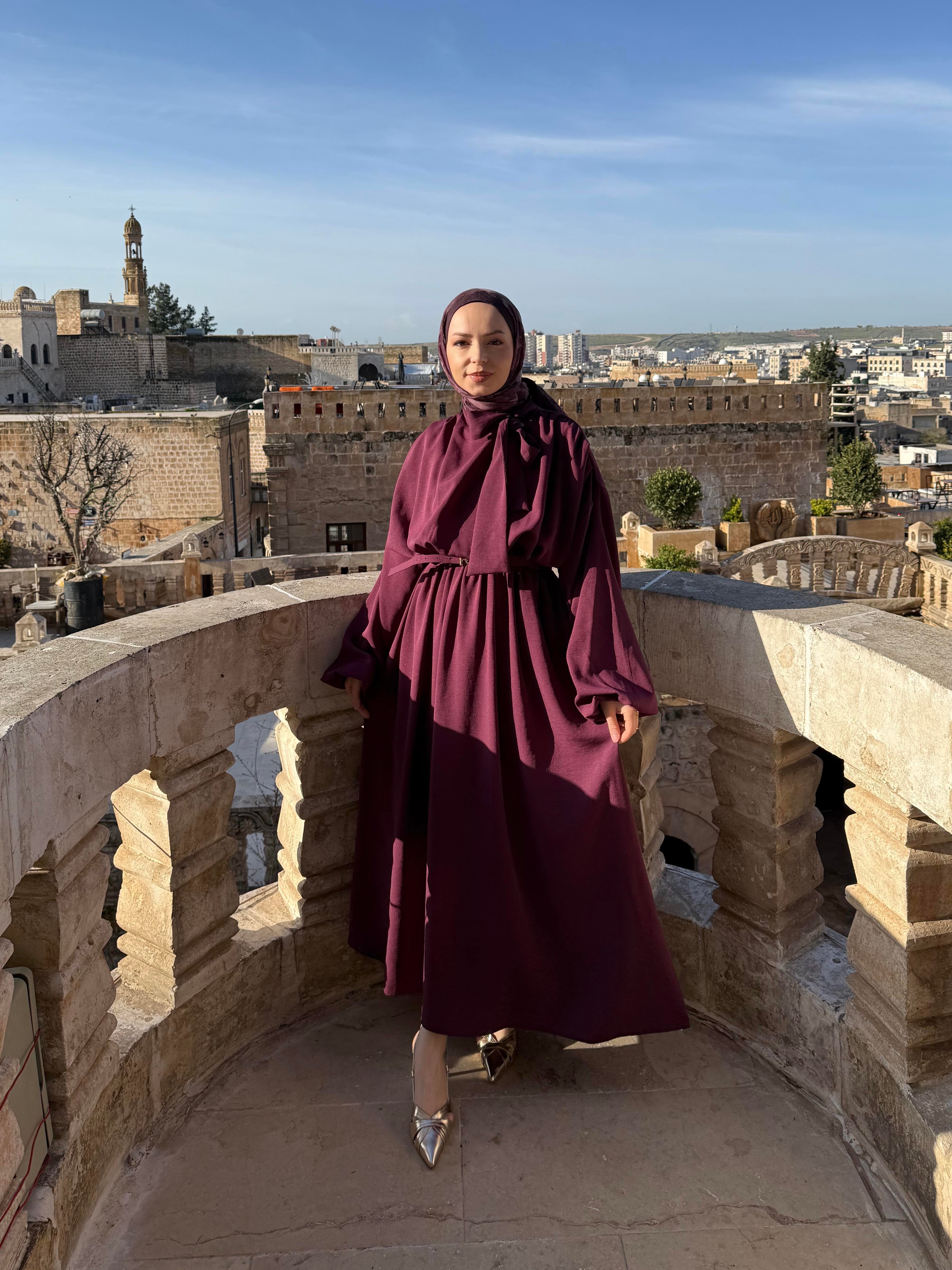 Fiorella Boyun Bağlamalı Bordo Elbise 