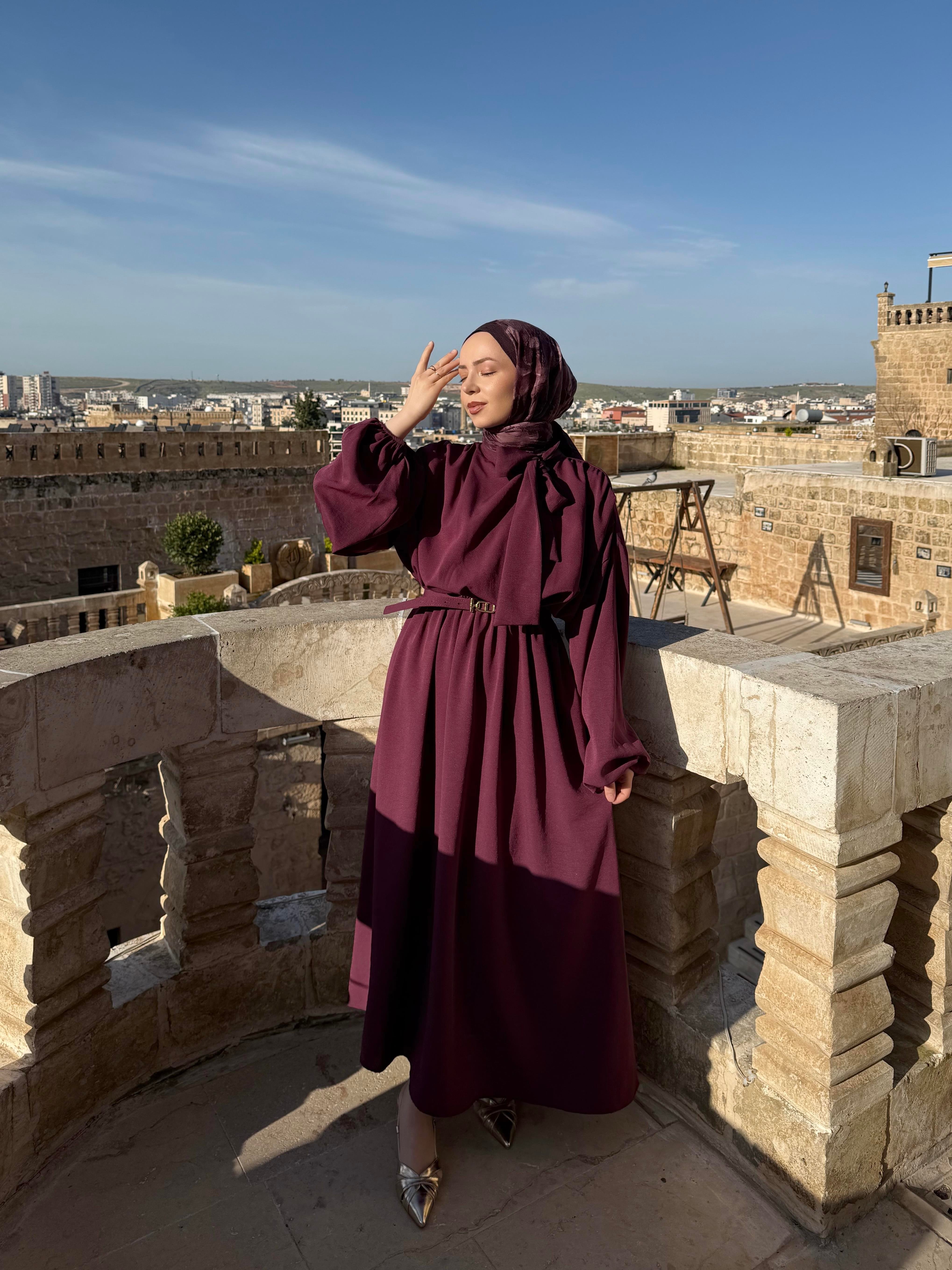 Fiorella Boyun Bağlamalı Bordo Elbise 