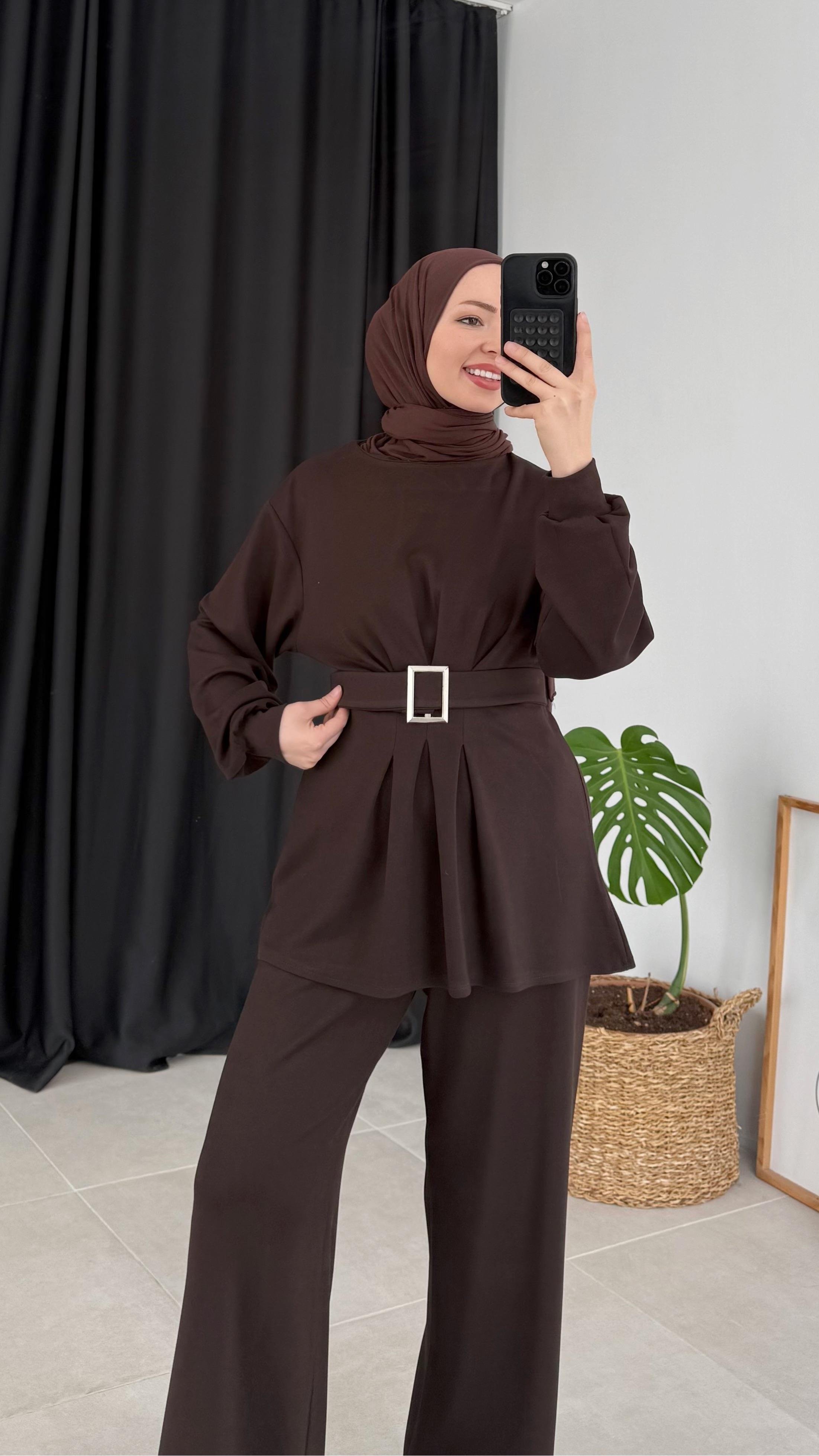 Holon Kuşaklı Pileli Oysho Kahverengi Takım