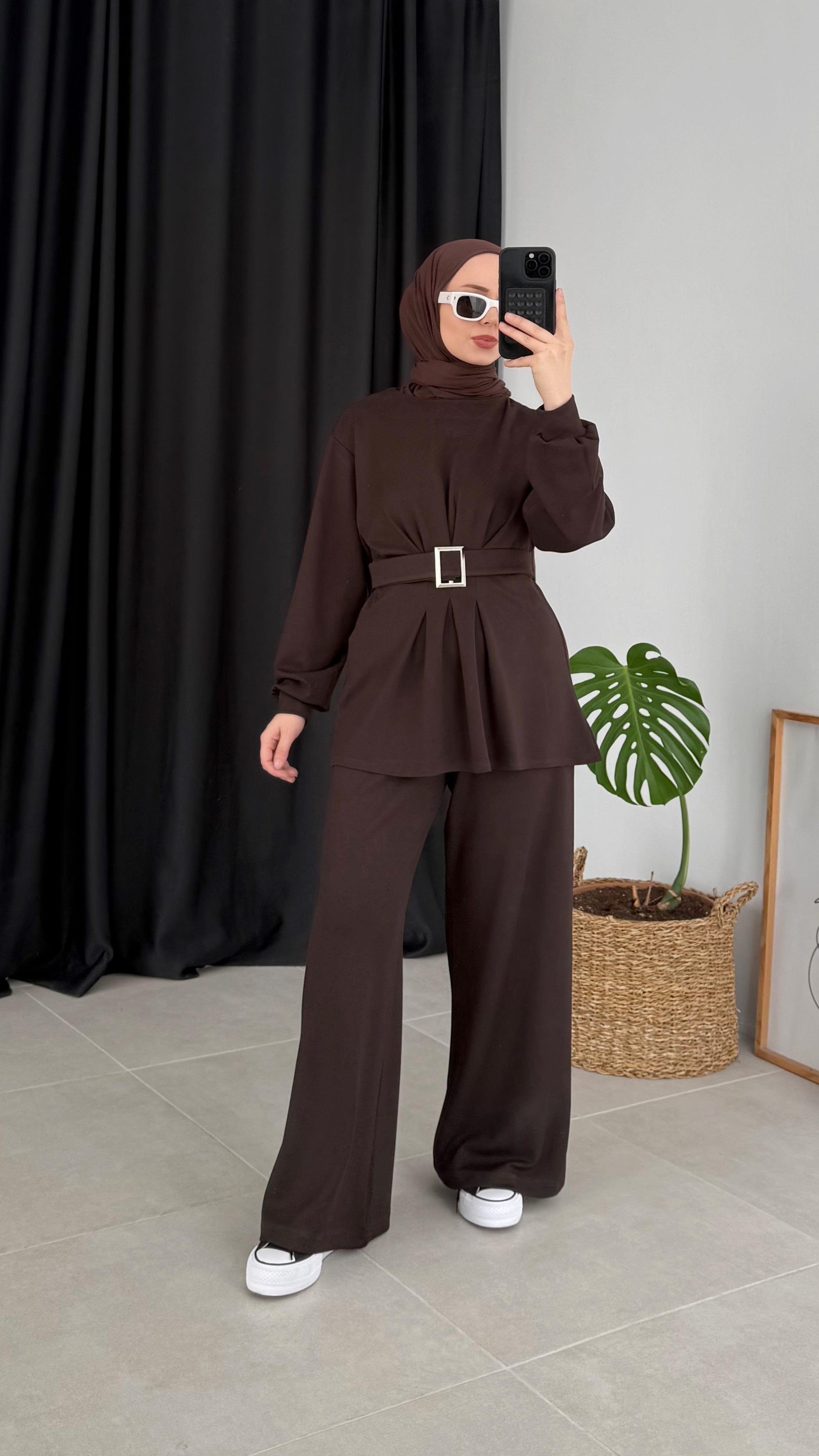 Holon Kuşaklı Pileli Oysho Kahverengi Takım