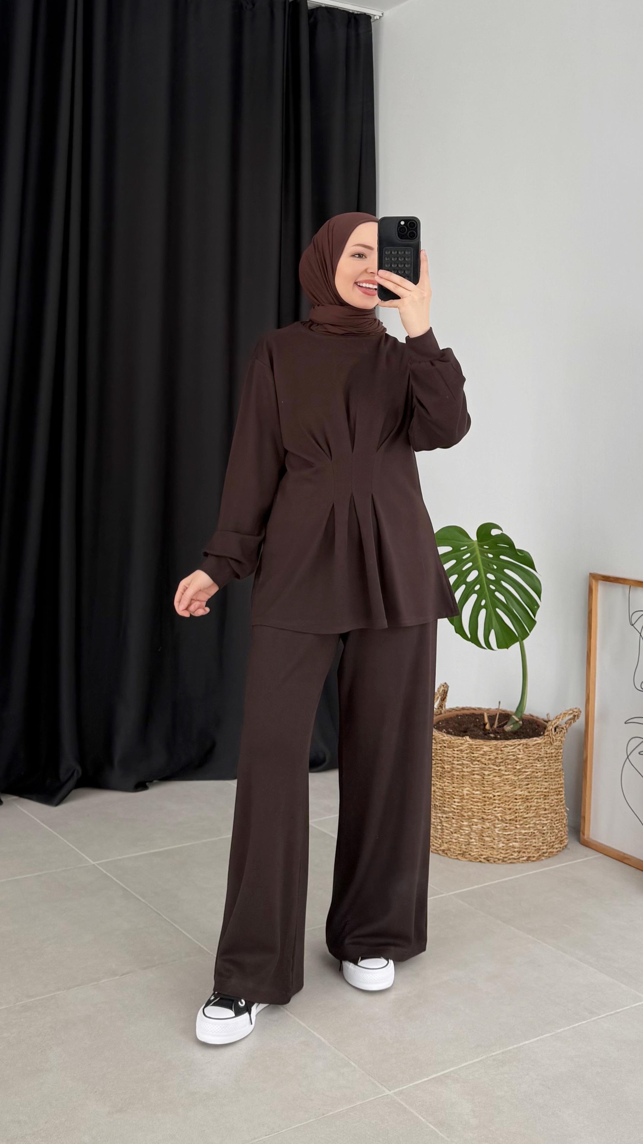 Holon Kuşaklı Pileli Oysho Kahverengi Takım