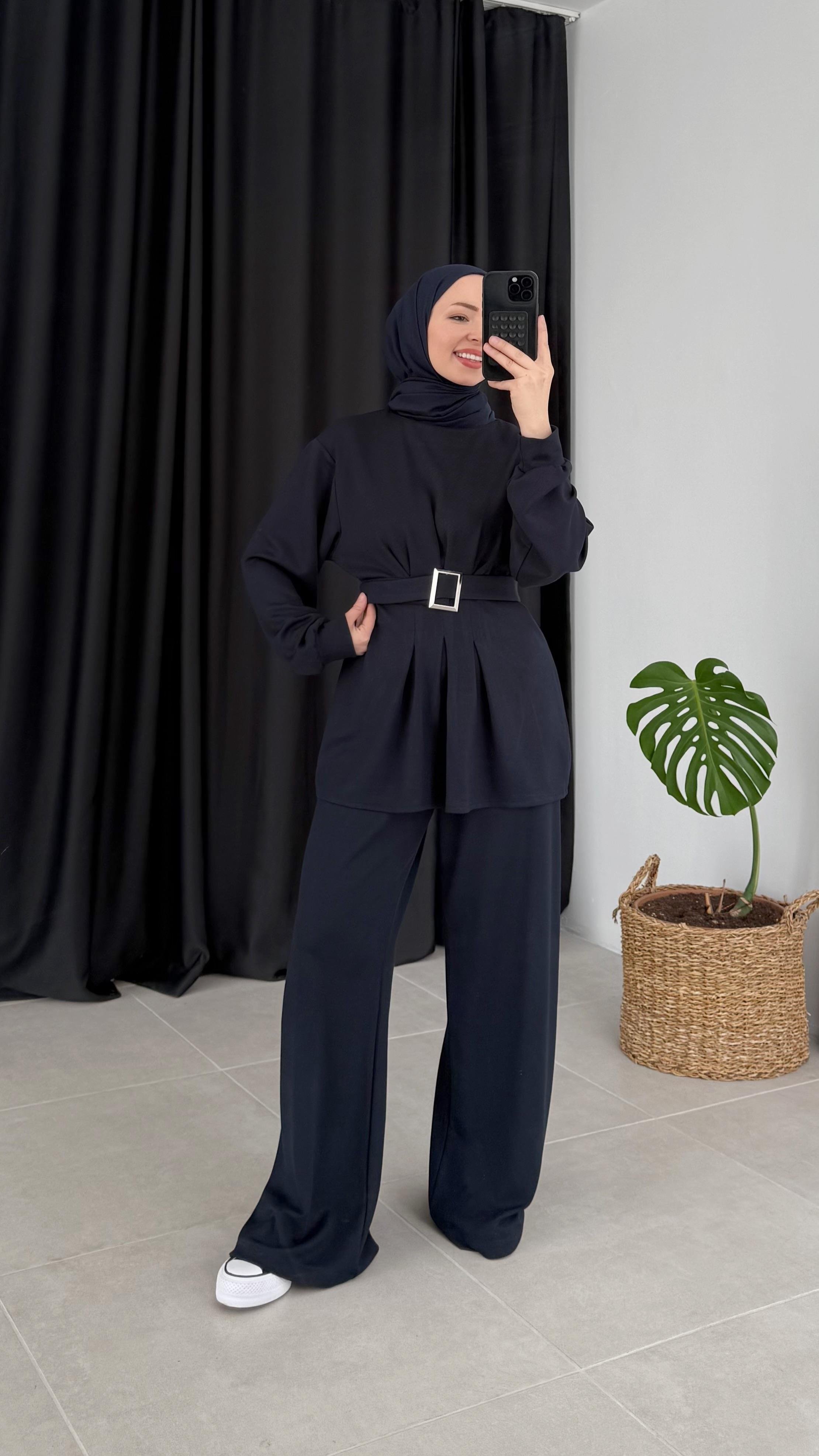 Holon Kuşaklı Pileli Oysho Lacivert Takım