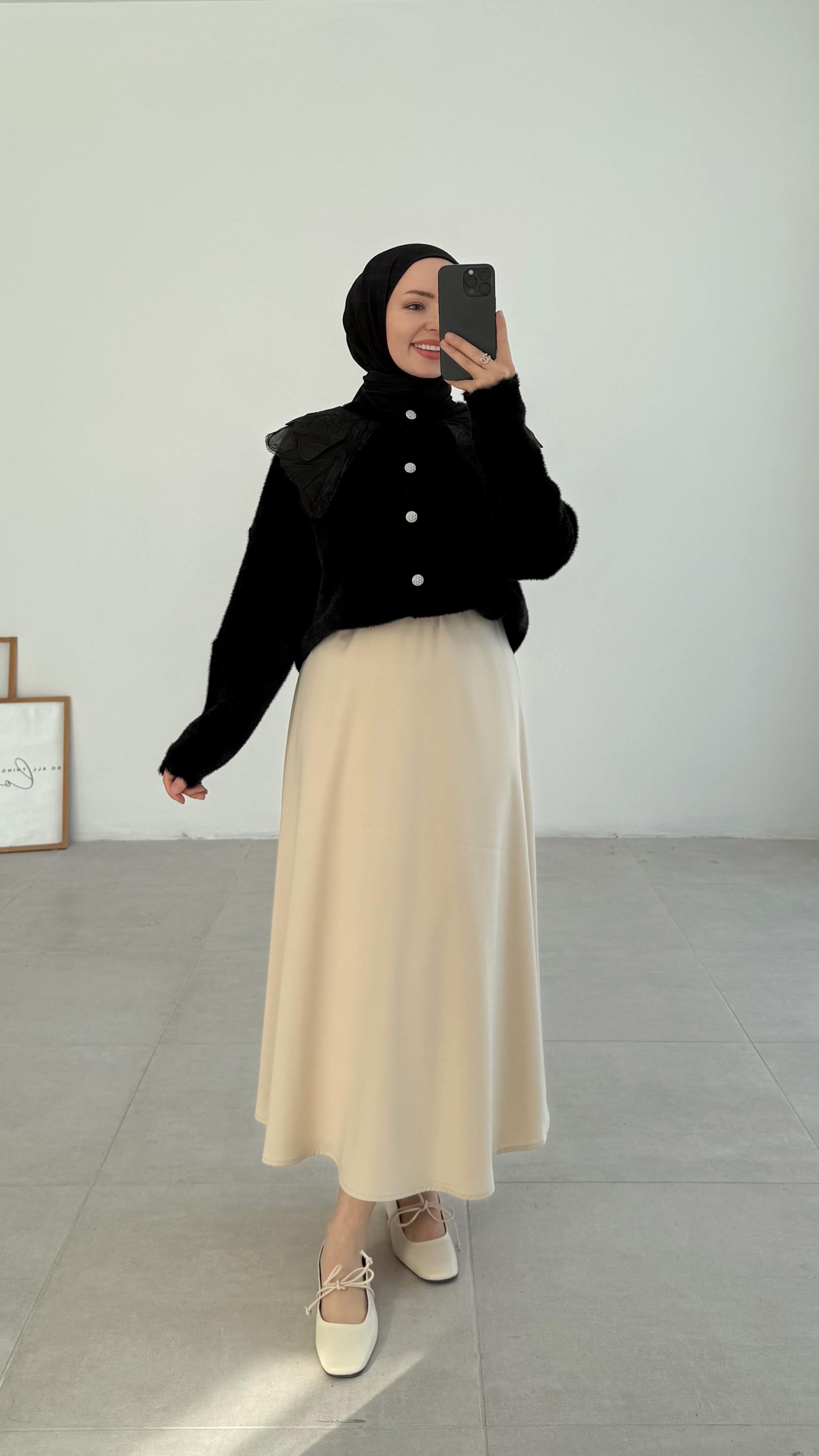 Kaley Bebe Yaka Siyah Hırka 