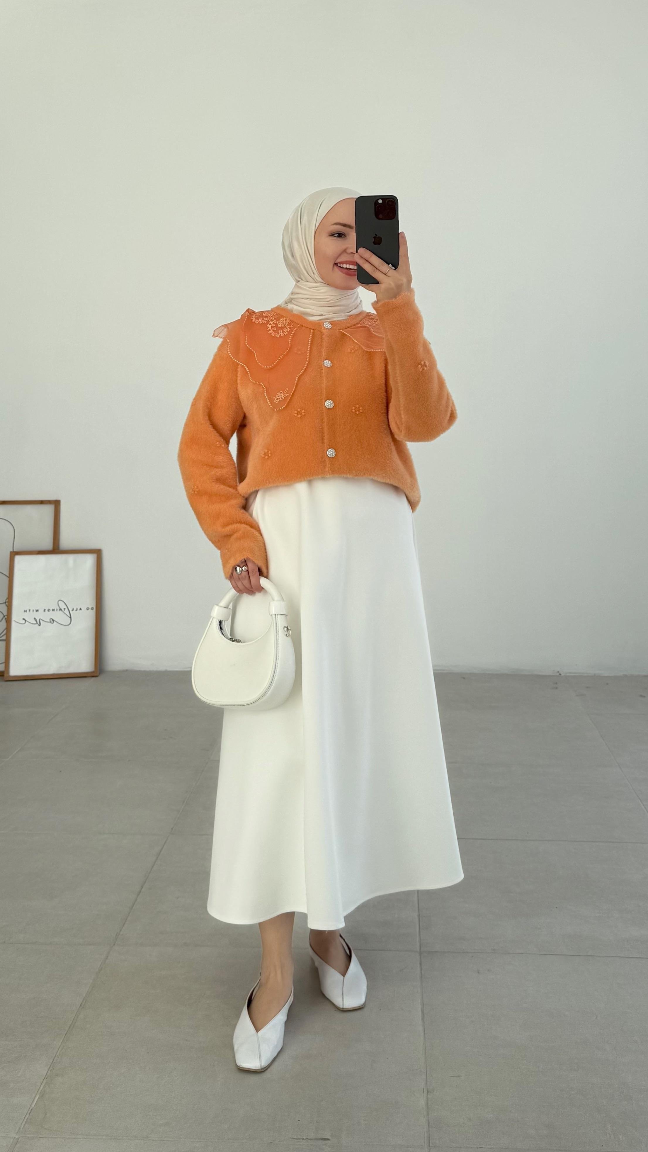 Kaley Bebe Yaka Turuncu Hırka 