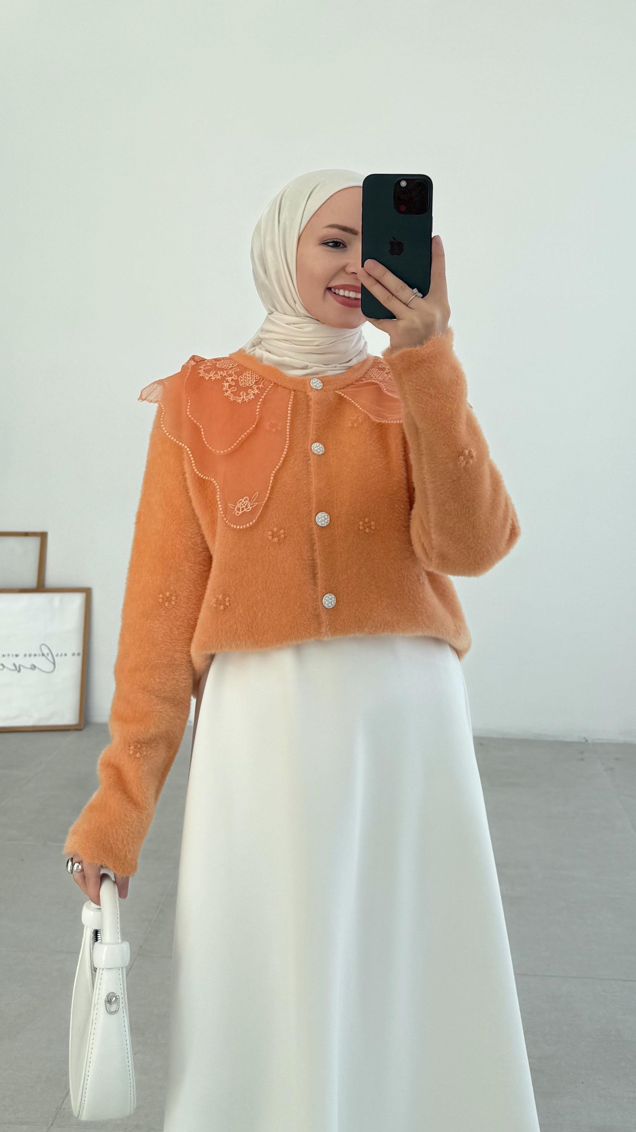 Kaley Bebe Yaka Turuncu Hırka 