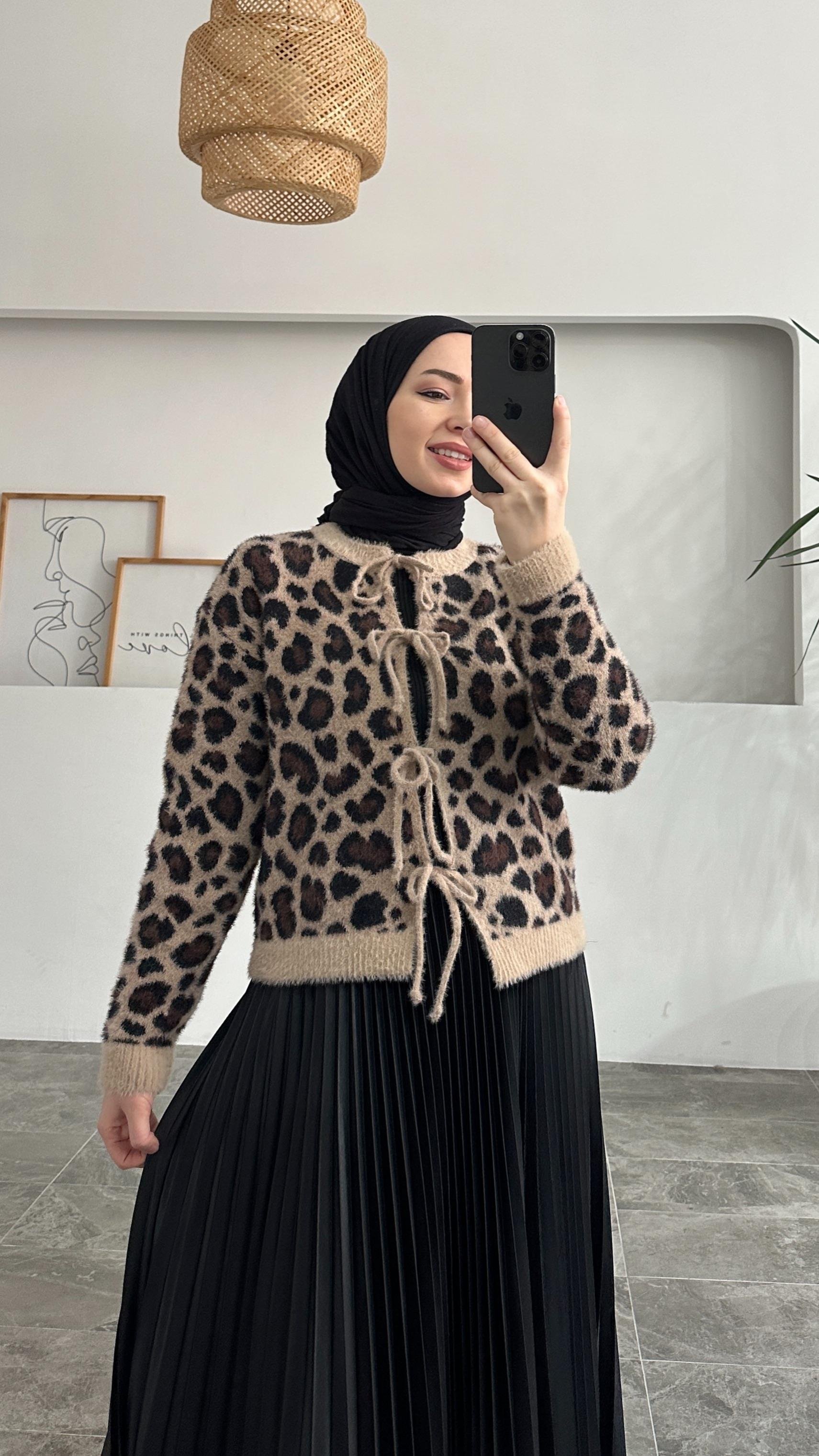 Kasie Pinterest Model Leopar Kısa Angora Hırka 