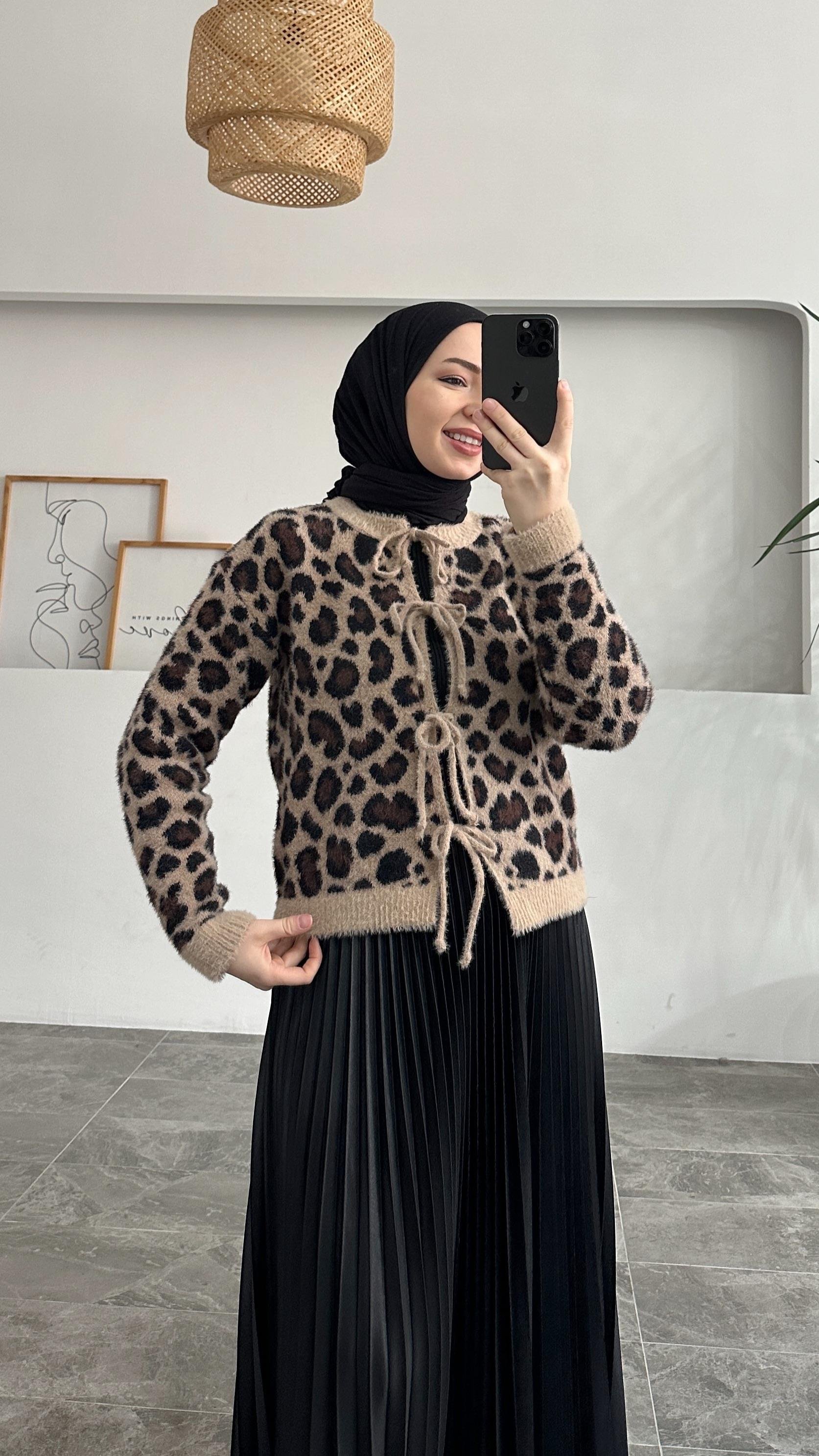 Kasie Pinterest Model Leopar Kısa Angora Hırka 