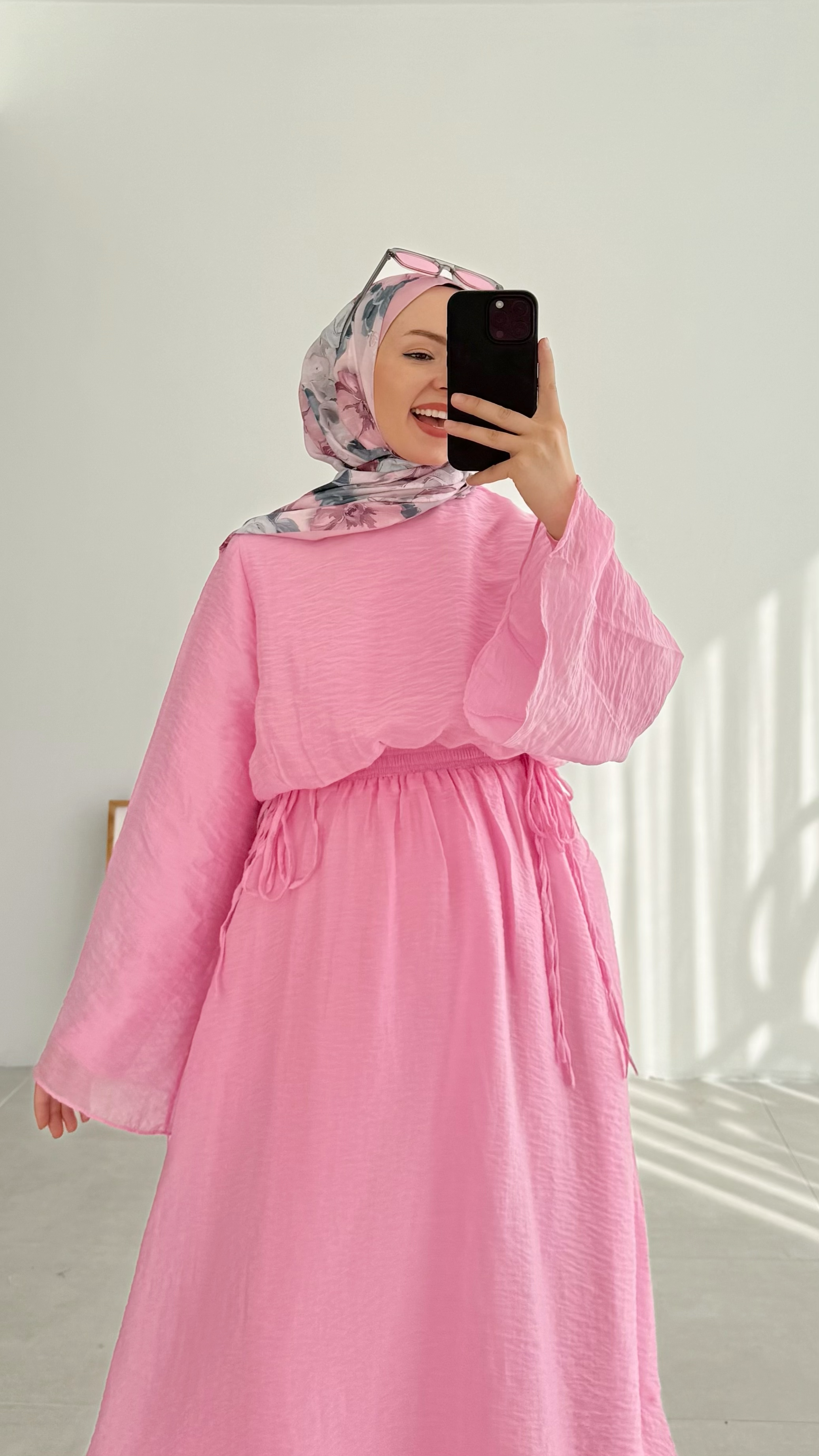 Lenora Beli Lastikli Pembe Elbise