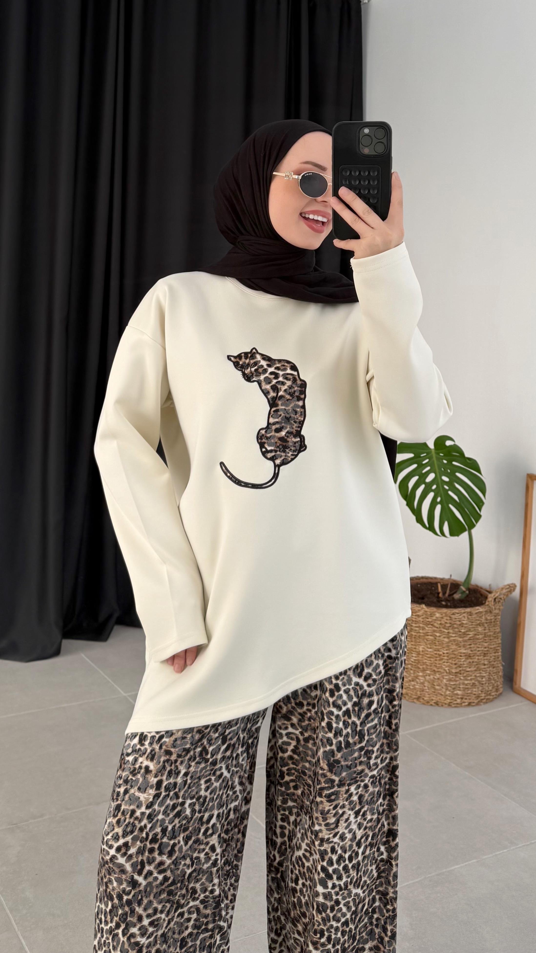 Leon Krem Leoparlı Pantolon Takım