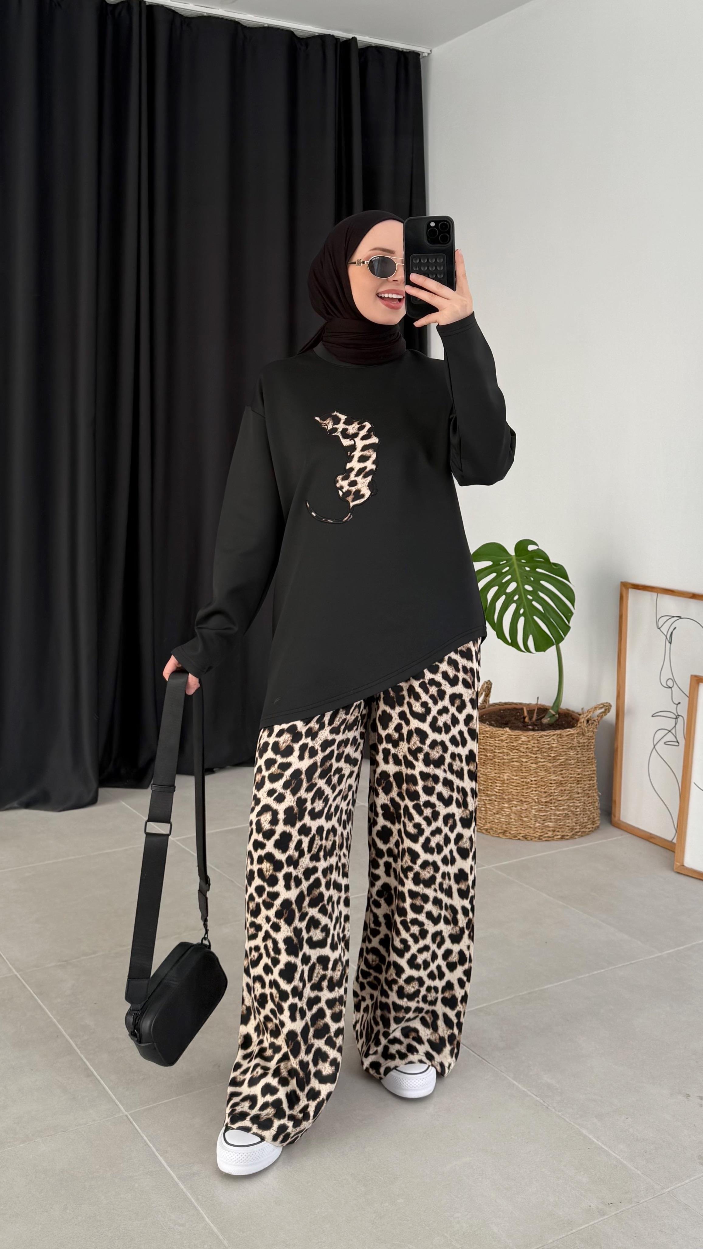 Leon Siyah Leoparlı Pantolon Takım