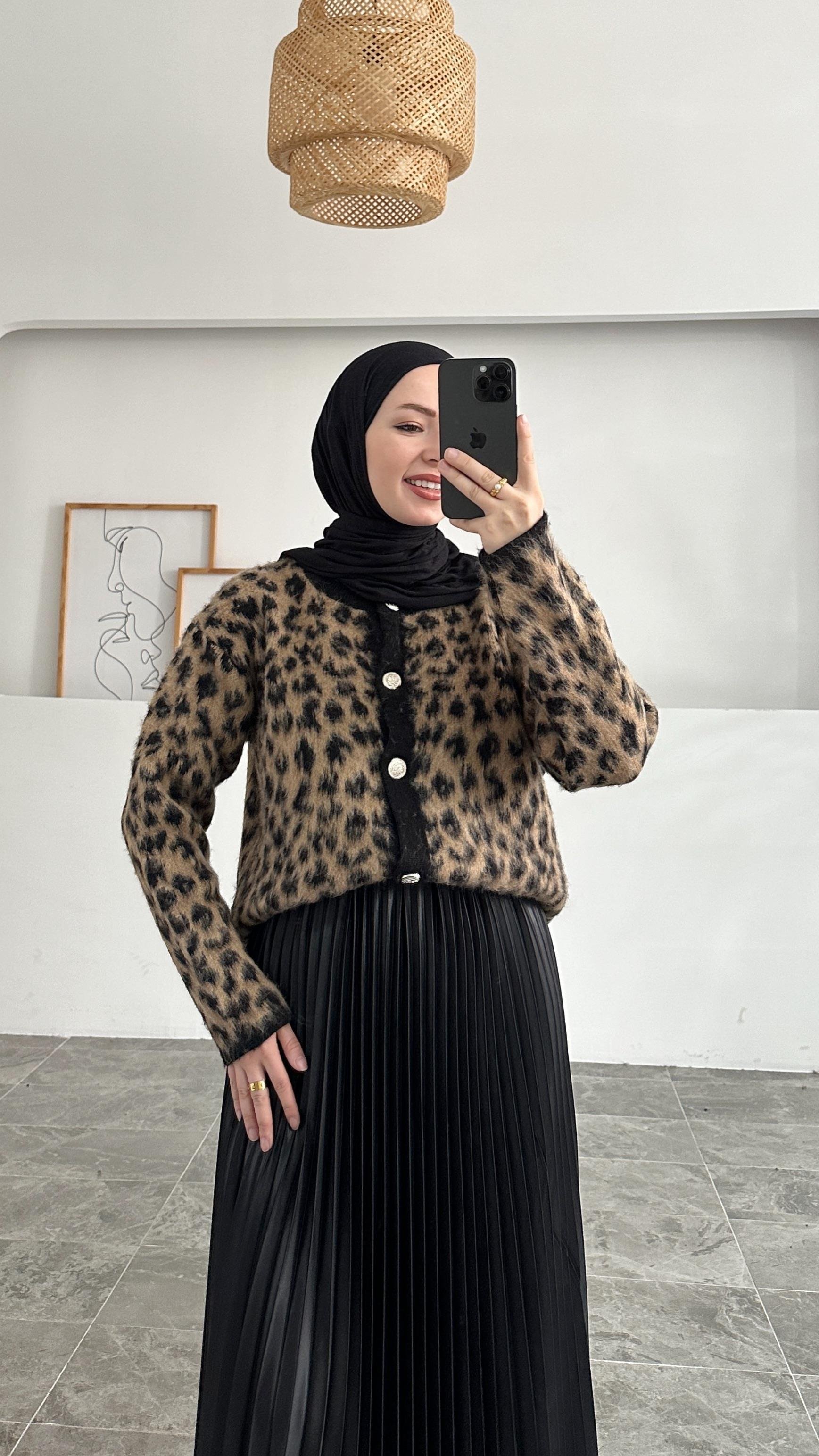 Leopar Desen Gold Düğme Hırka 