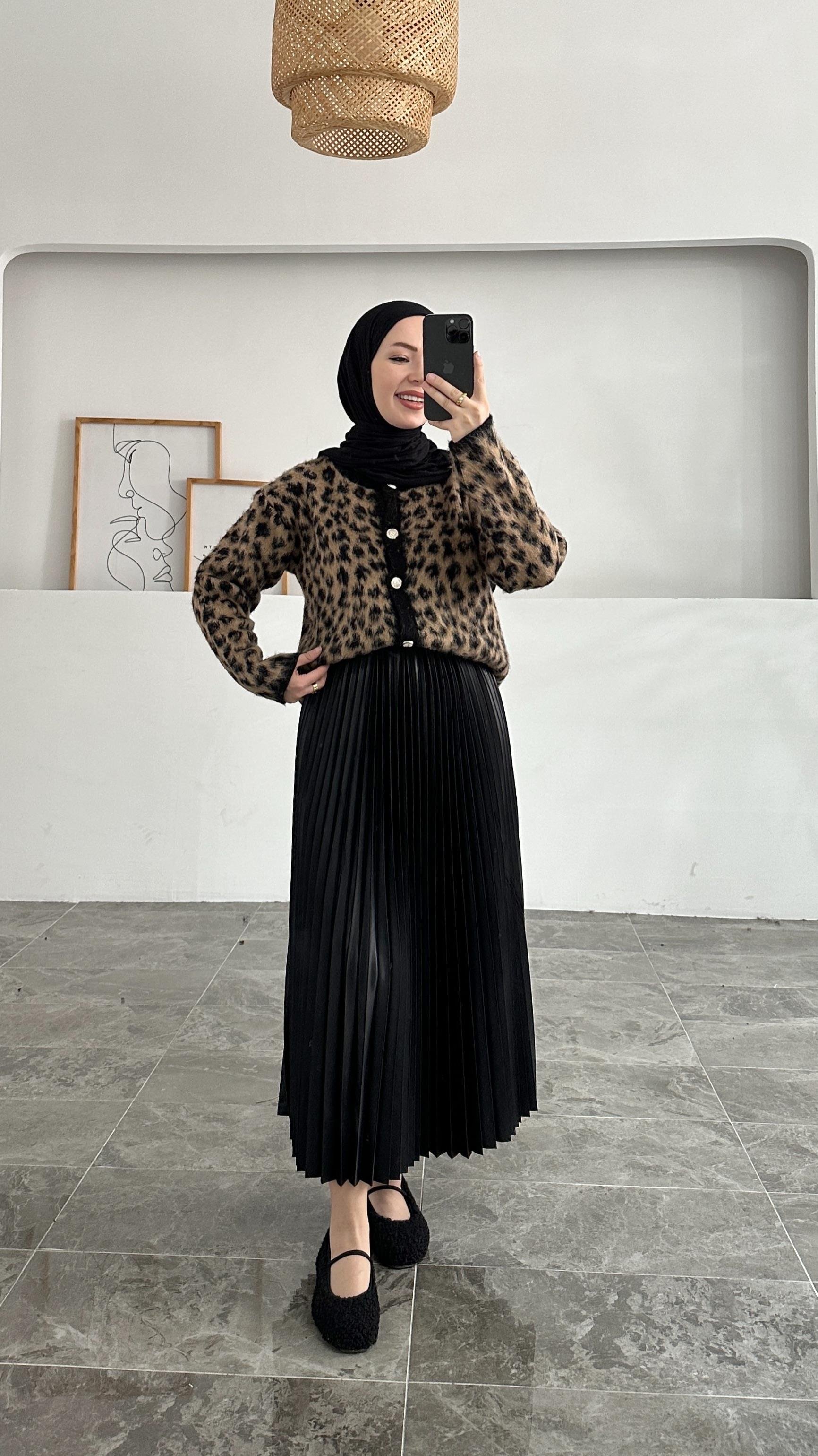 Leopar Desen Gold Düğme Hırka 