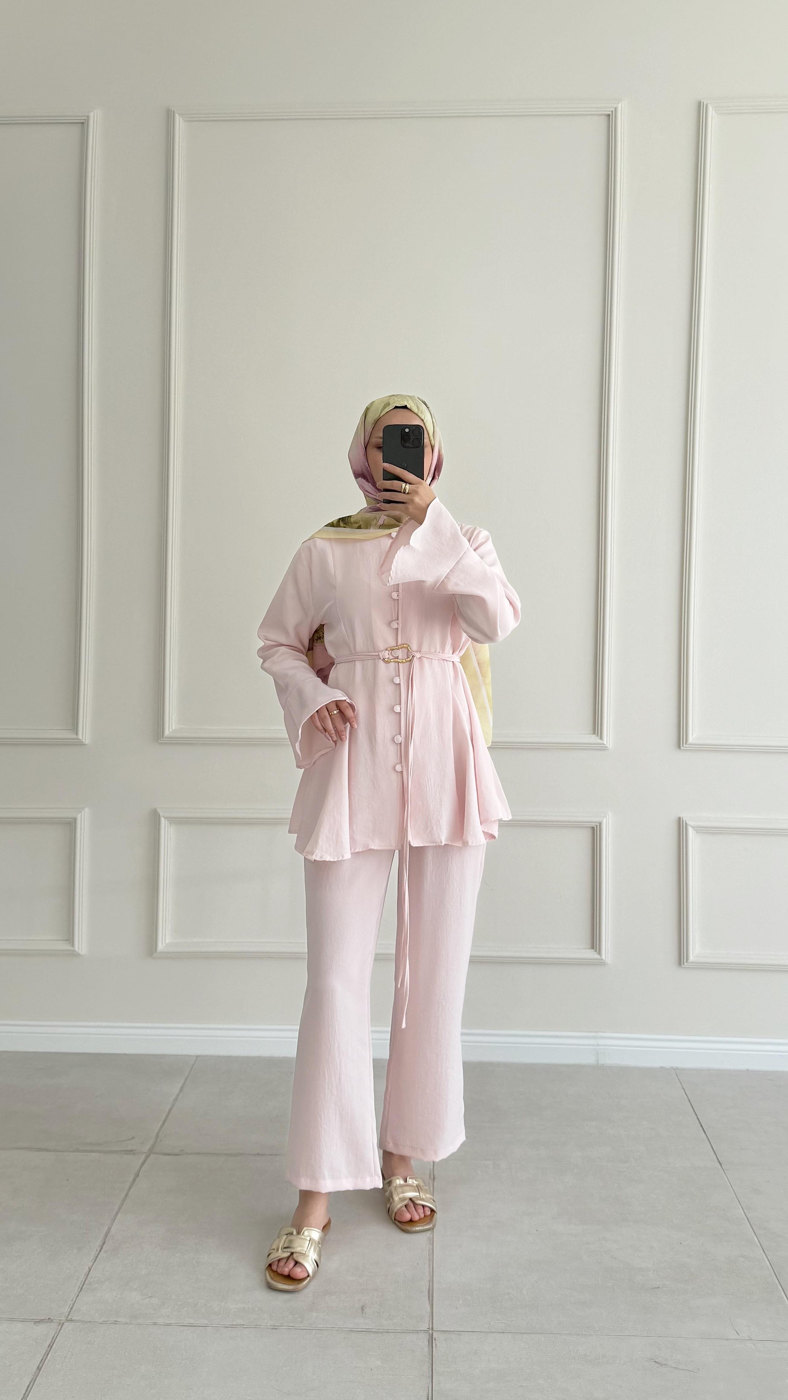 Nerissa Brit Düğmeli Pembe Takım