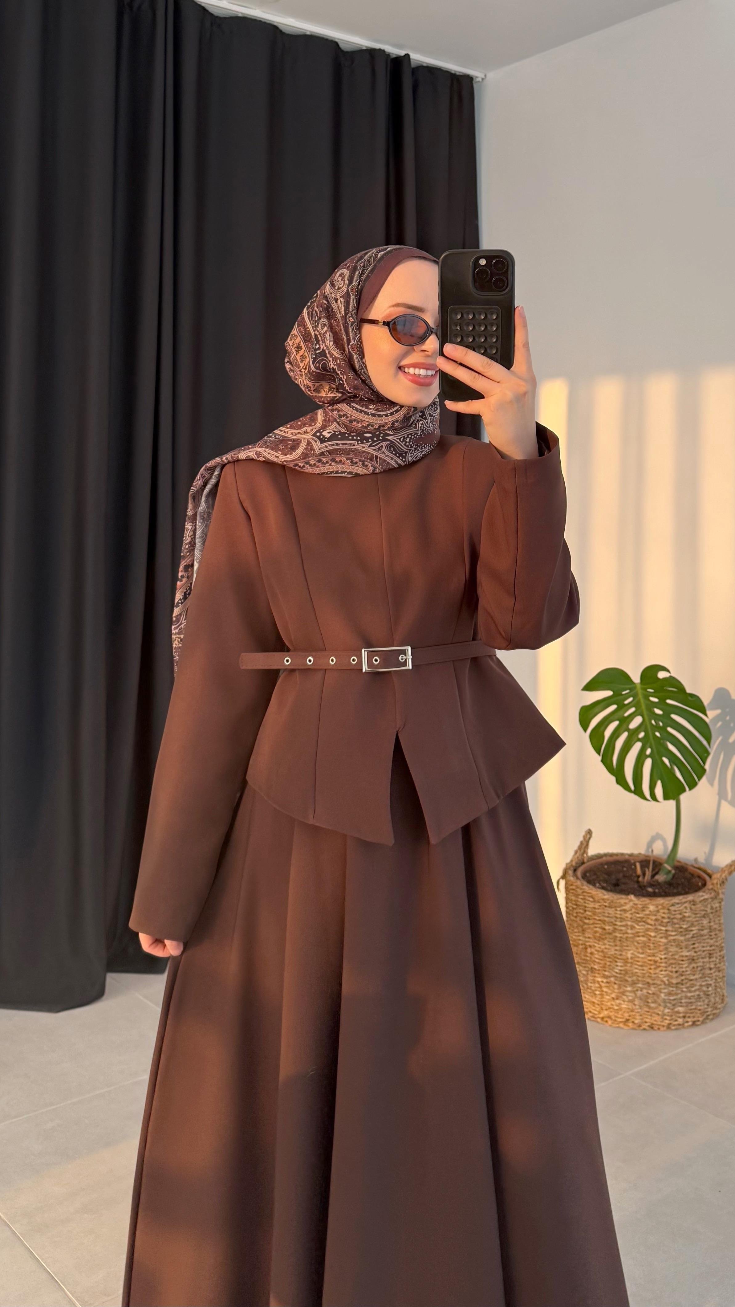 Panel Premıum Yırtmaç Detaylı Kahverengi Takım