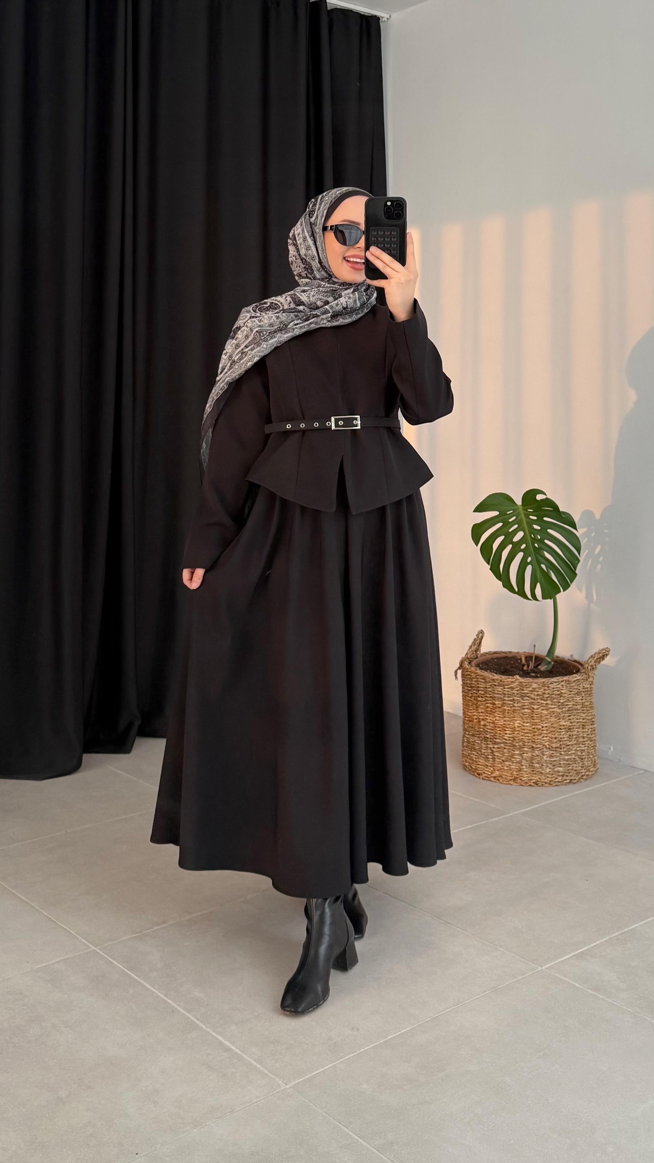 Panel Premıum Yırtmaç Detaylı Siyah Takım