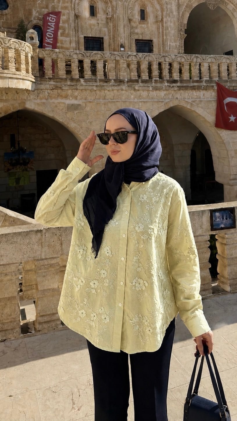 Parso Çiçek Detaylı Sarı Gömlek