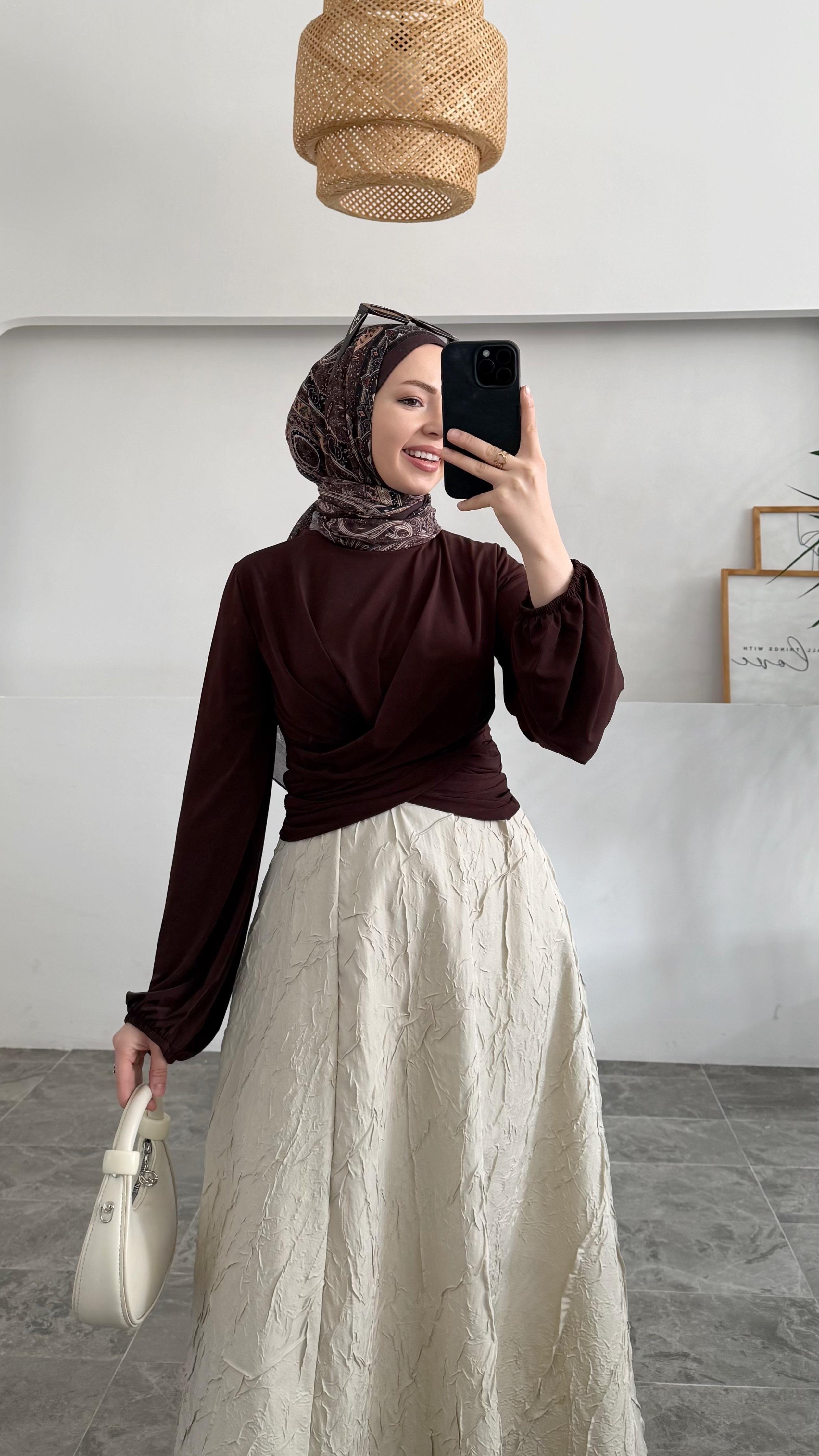 Sandra Çift Drapeli Acı Kahve Bluz