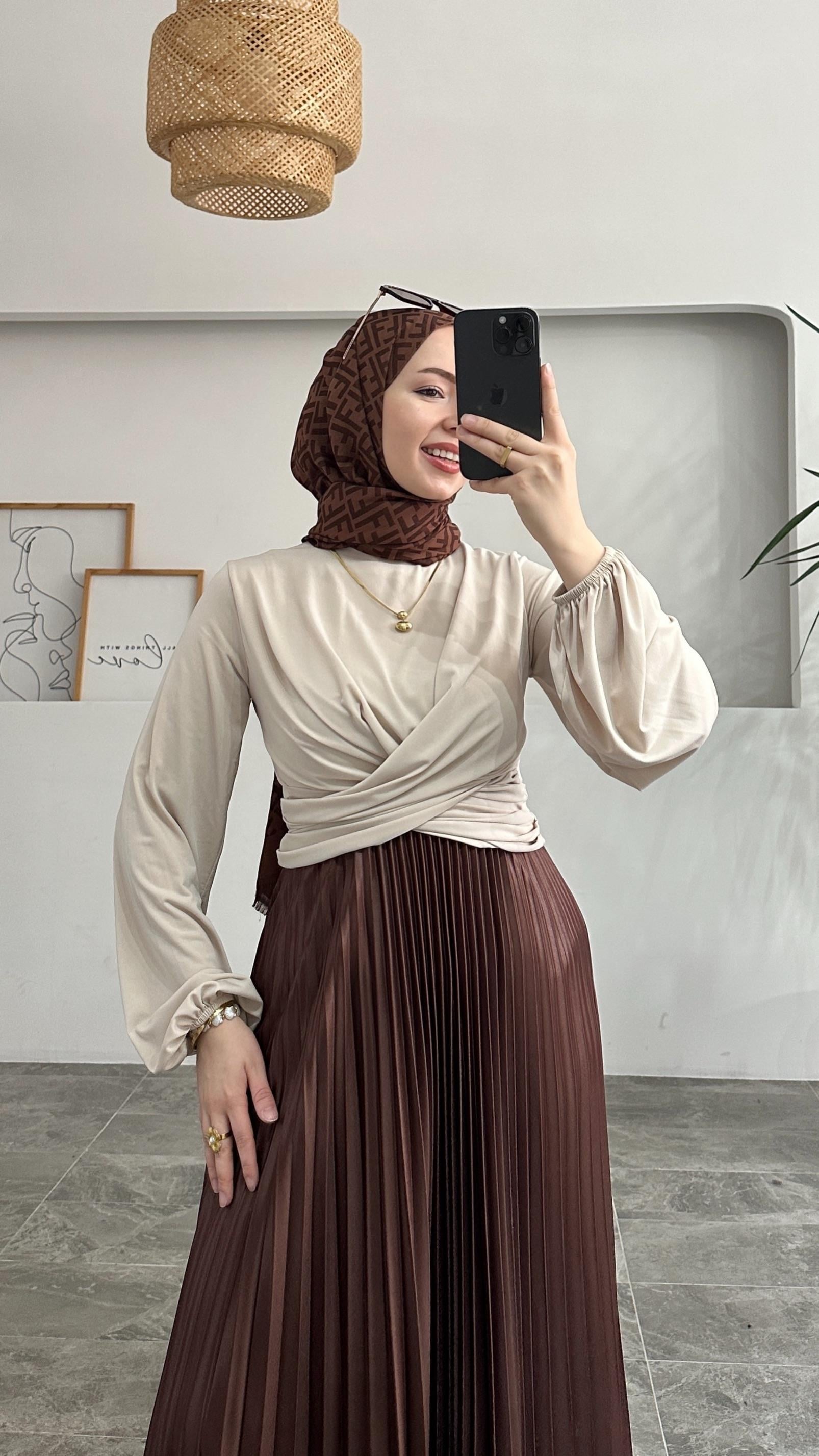 Sandra Drapeli Krem Bluz