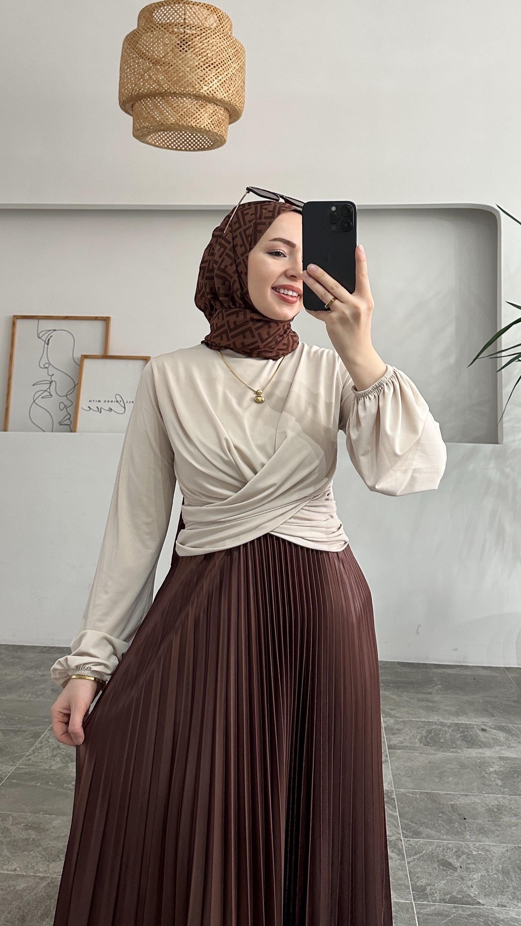 Sandra Drapeli Krem Bluz