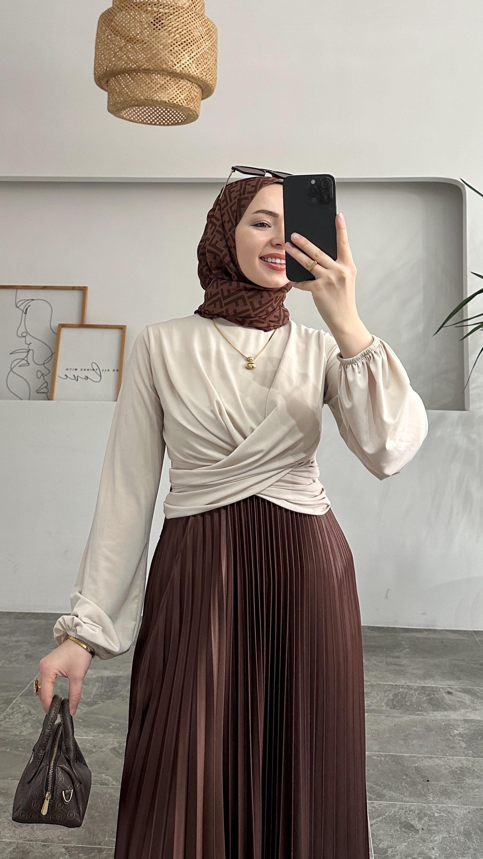 Sandra Drapeli Krem Bluz