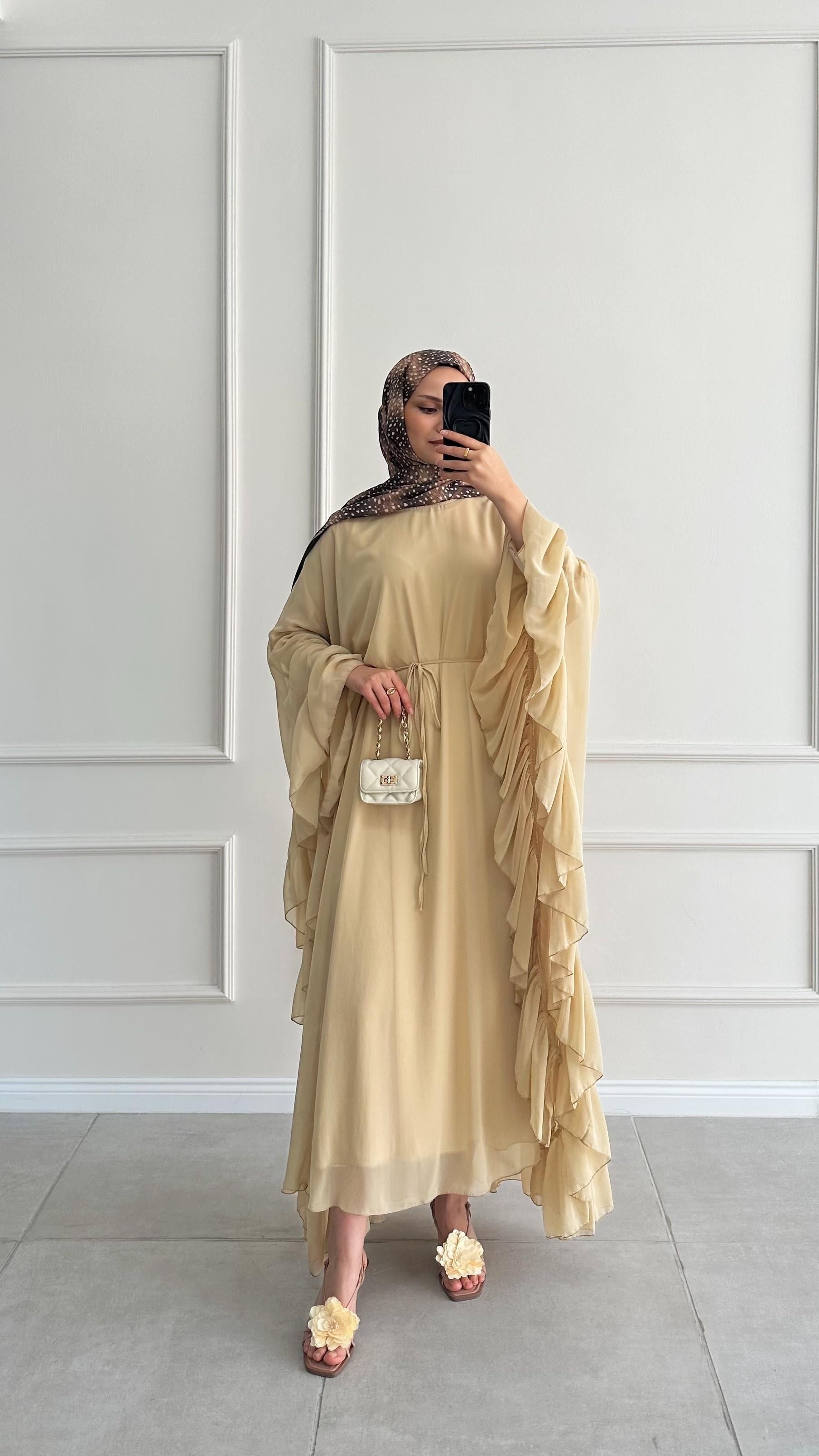Santov Şifon Tasarım Fırfırlı Asimetrik Bej Abaya 