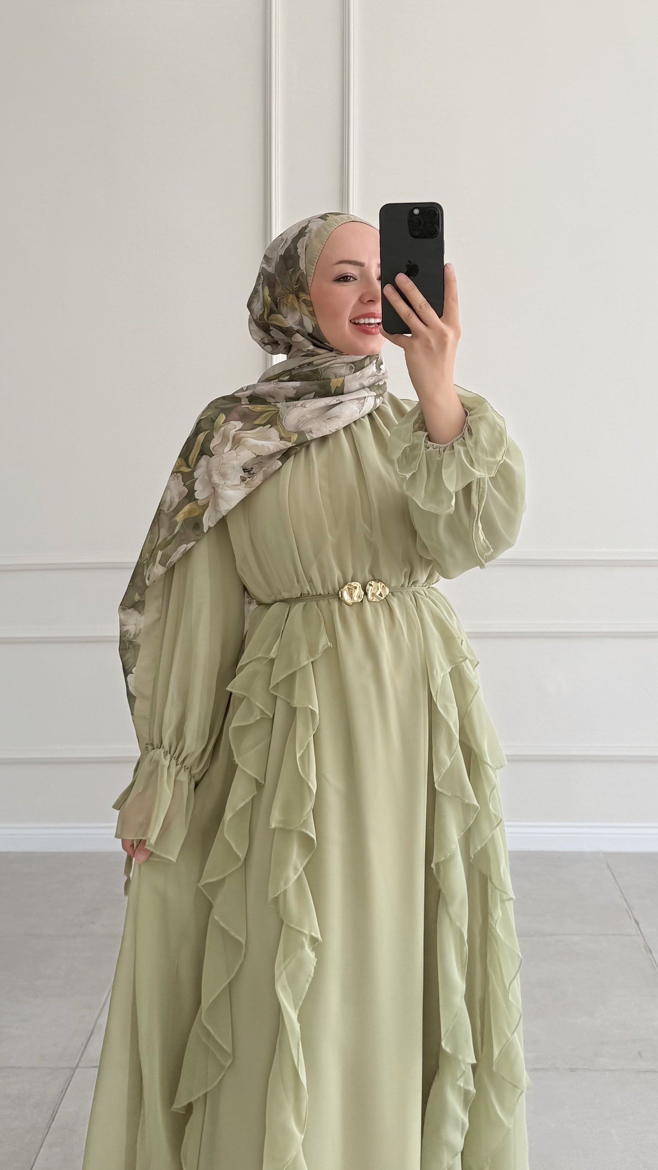 Şena Volanlı Şifon Yeşil Elbise 